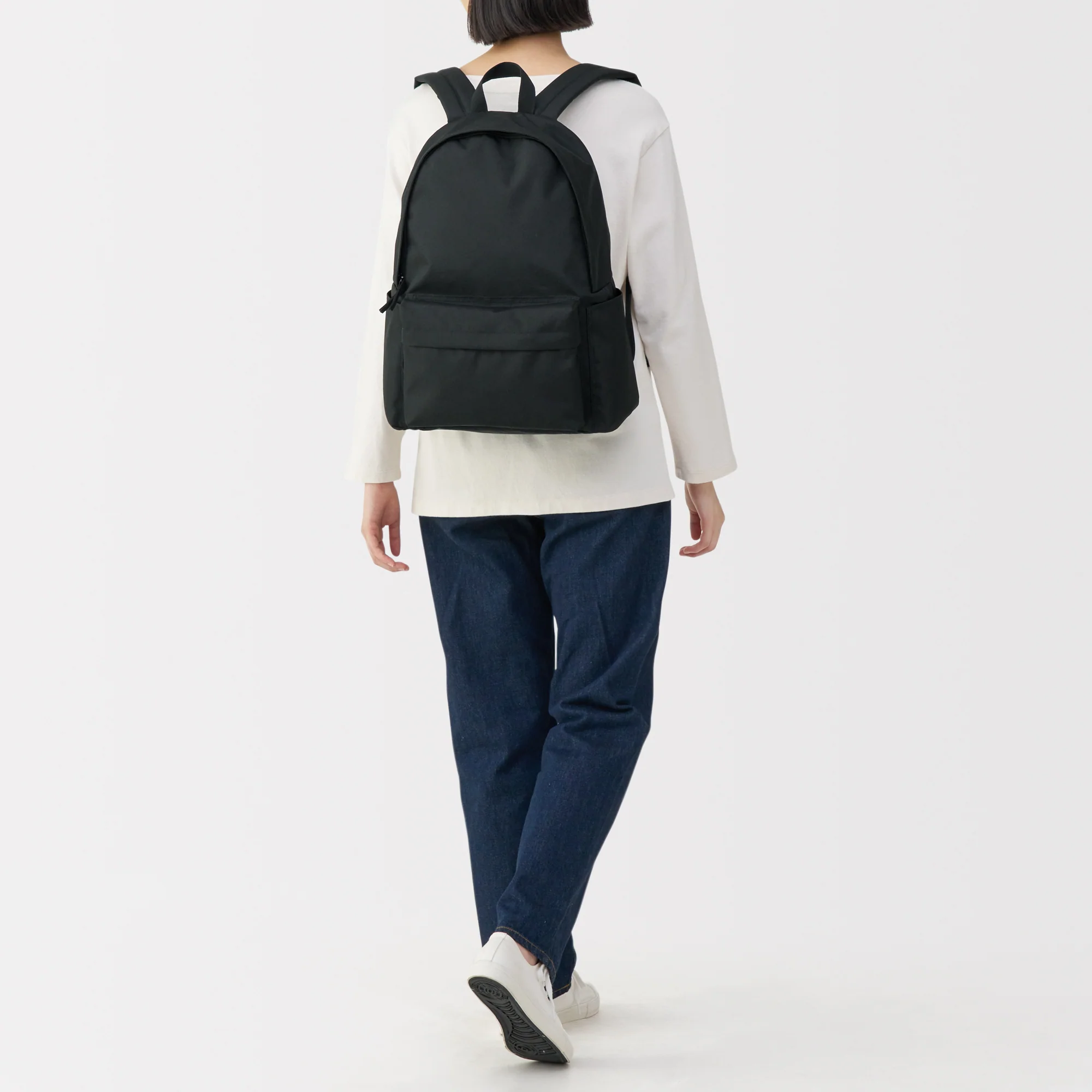 Less Tiring Water Repellent Backpack - Image 30