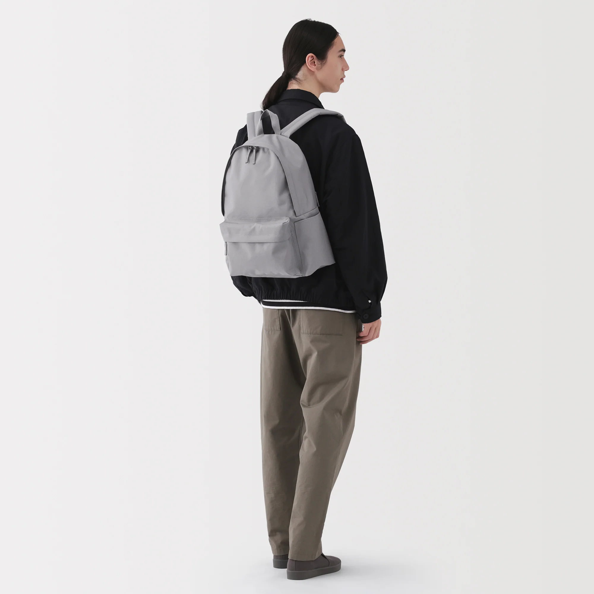 Less Tiring Water Repellent Backpack - Image 4
