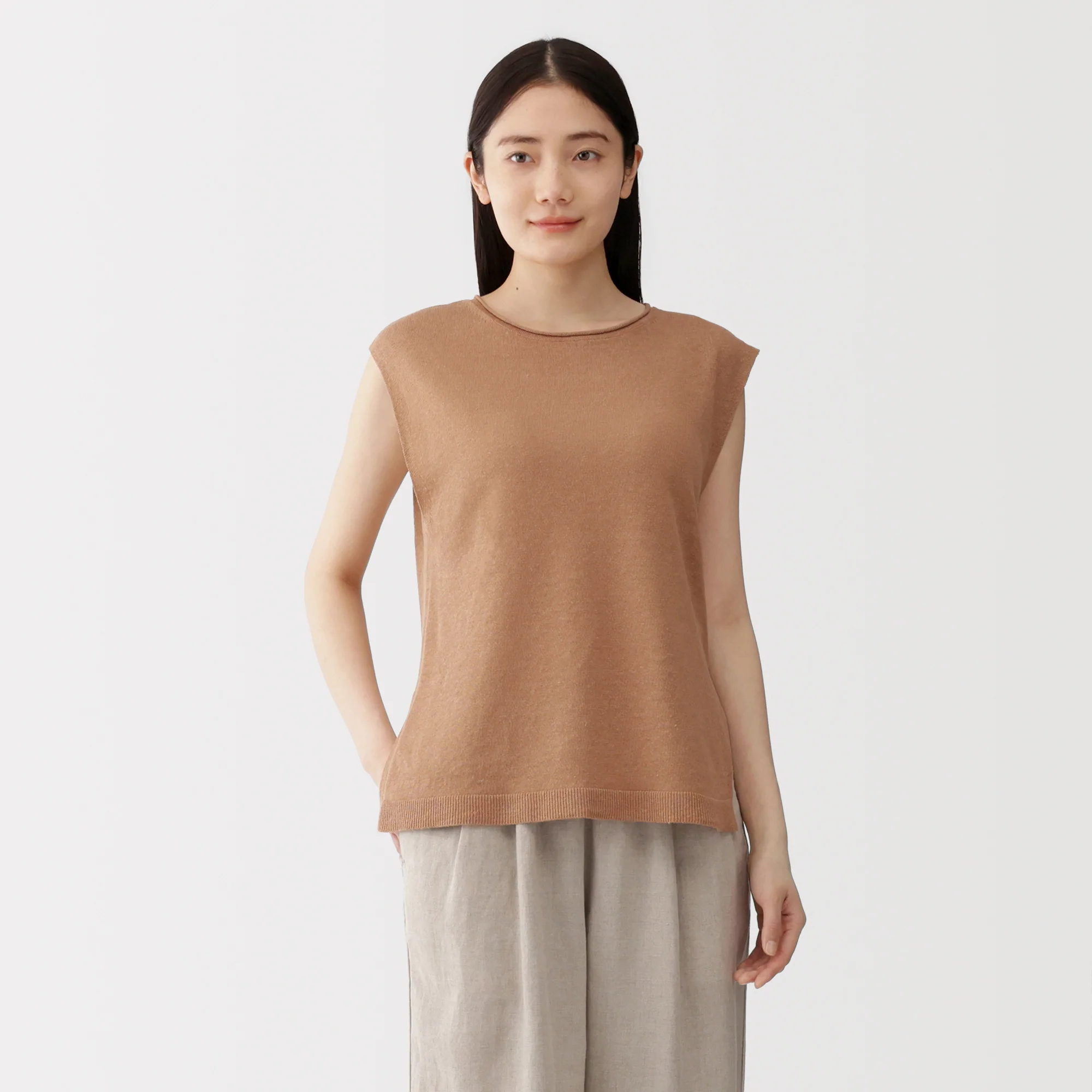 Linen Sleeveless Sweater - Image 3