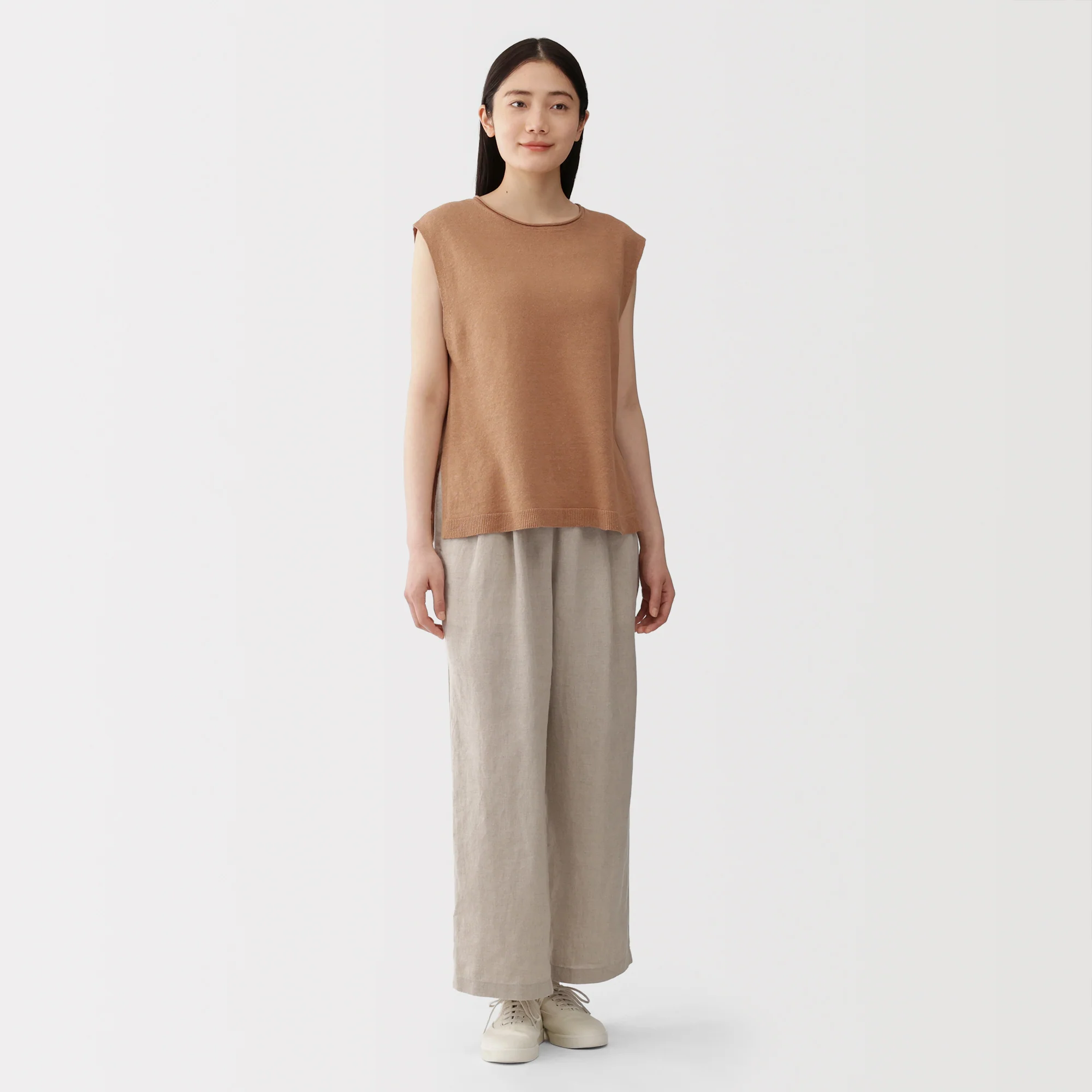 Linen Sleeveless Sweater - Image 4