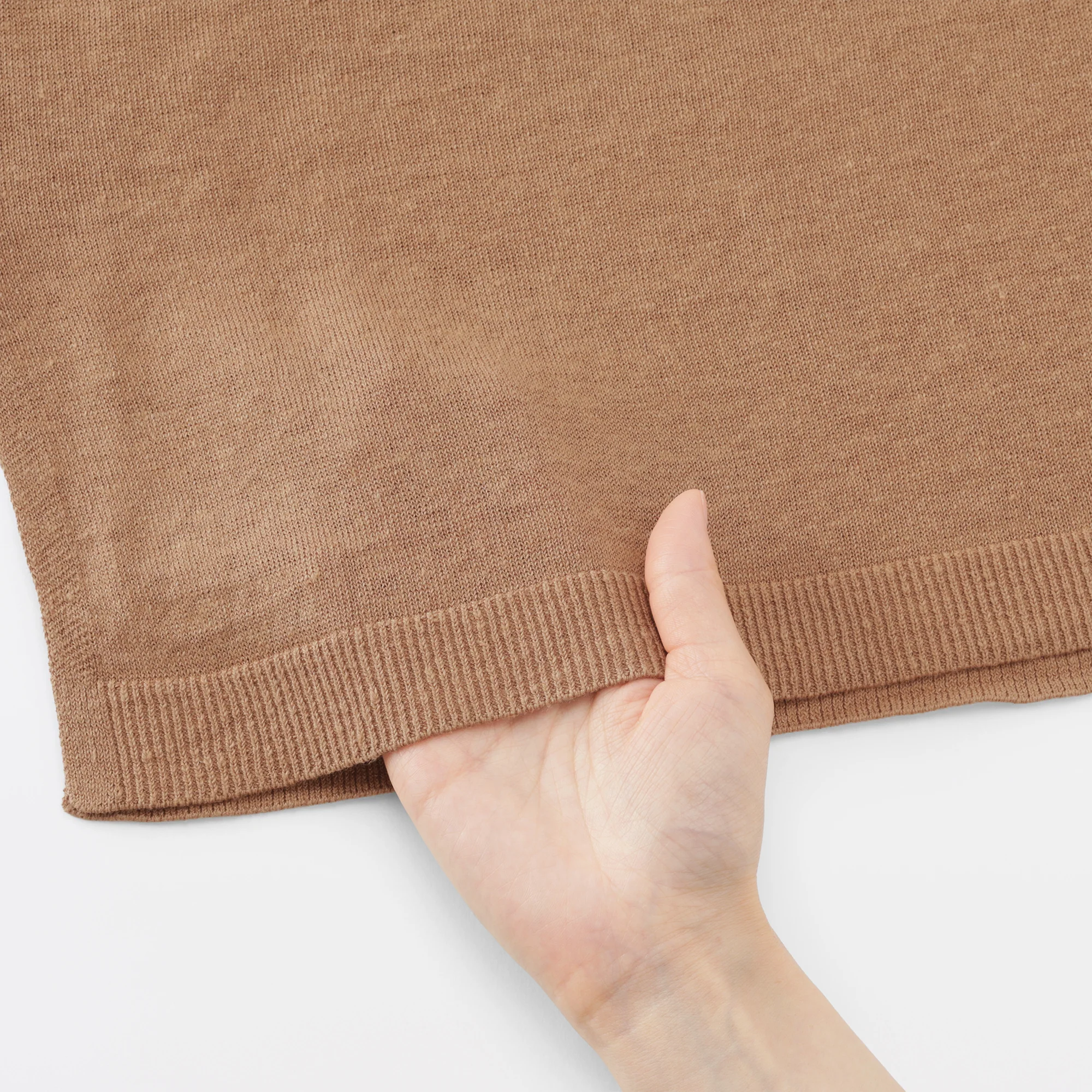 Linen Sleeveless Sweater - Image 9