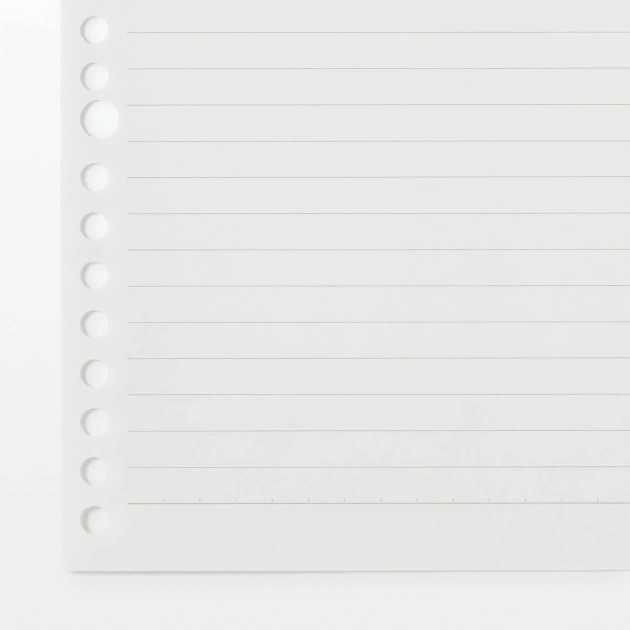 Loose-Leaf Paper 0.3" Lined B5 with Carry Case - Image 5