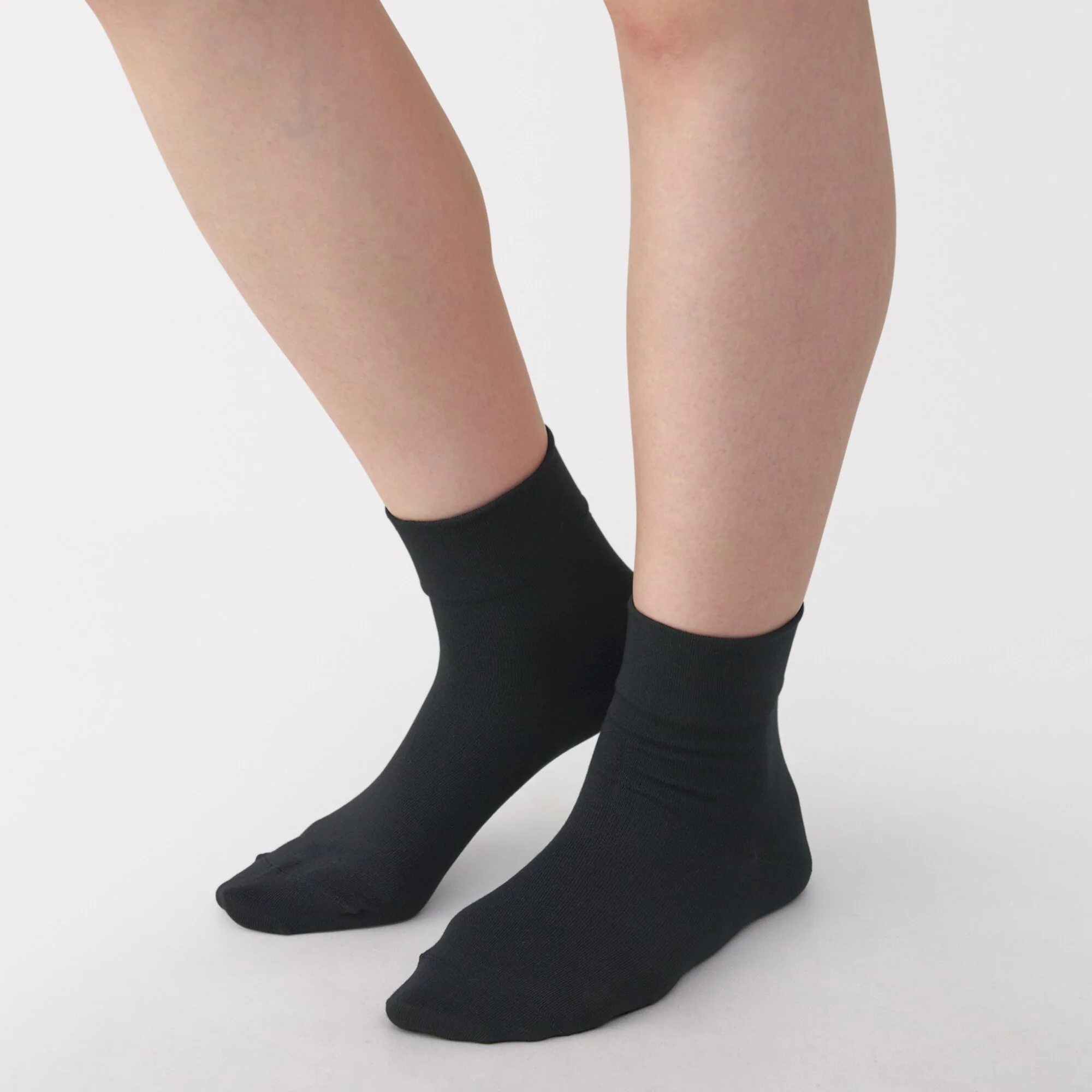 Loose Top Short Socks - Image 21