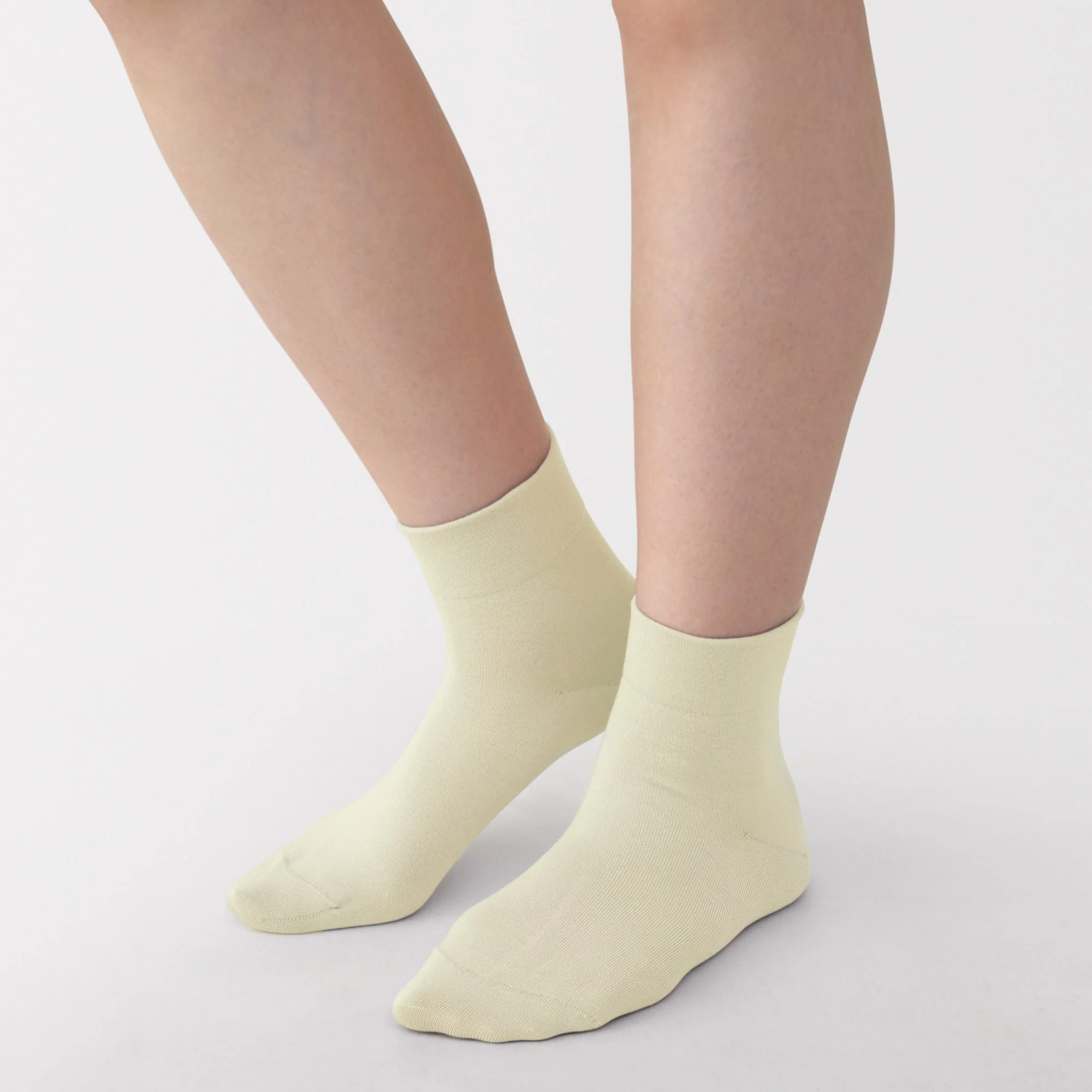 Loose Top Short Socks - Image 11