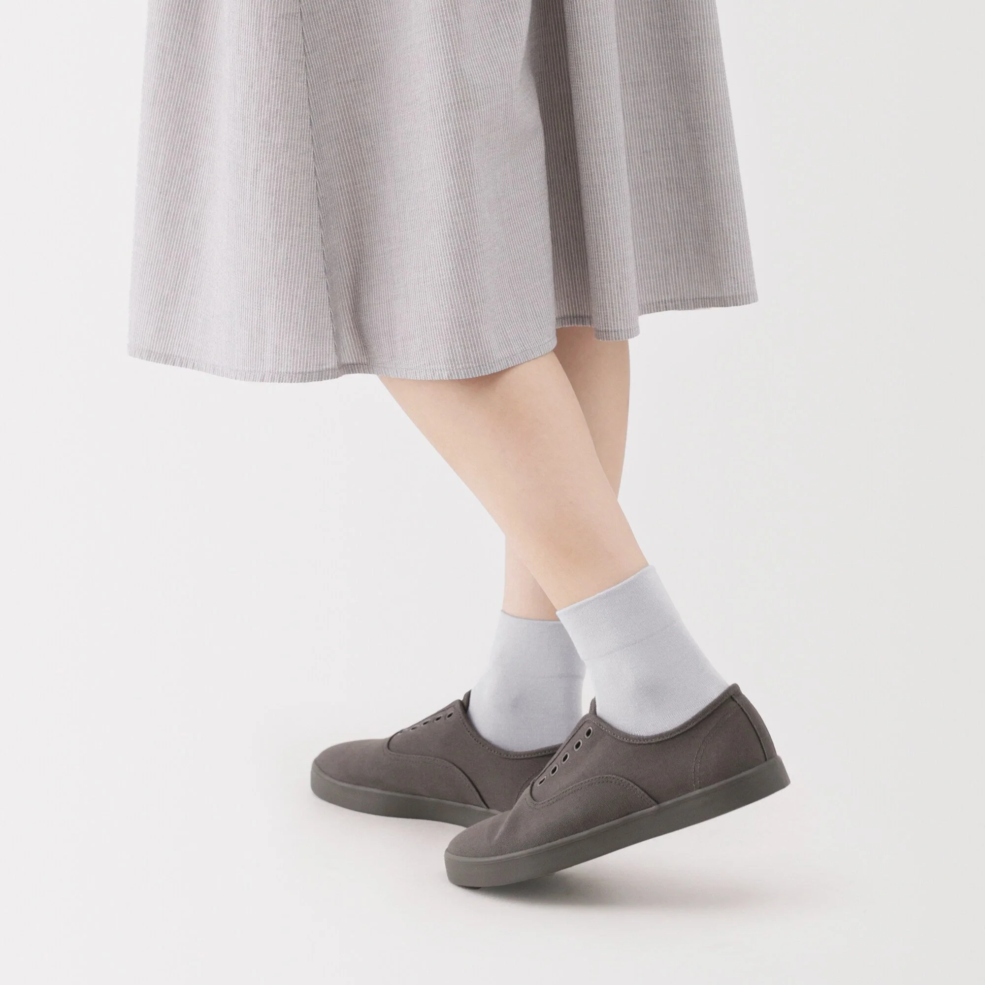 Loose Top Short Socks - Image 21
