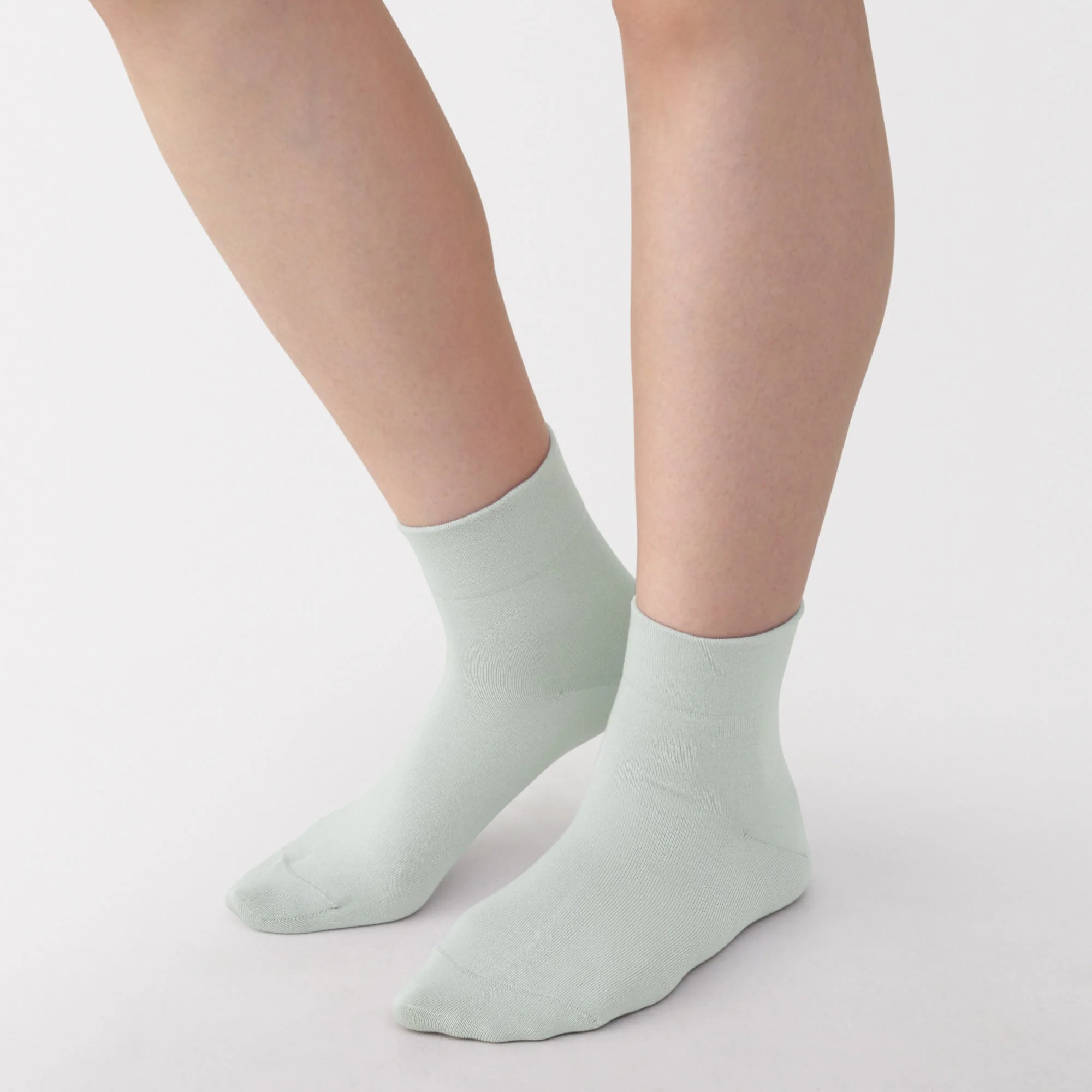 Loose Top Short Socks - Image 8