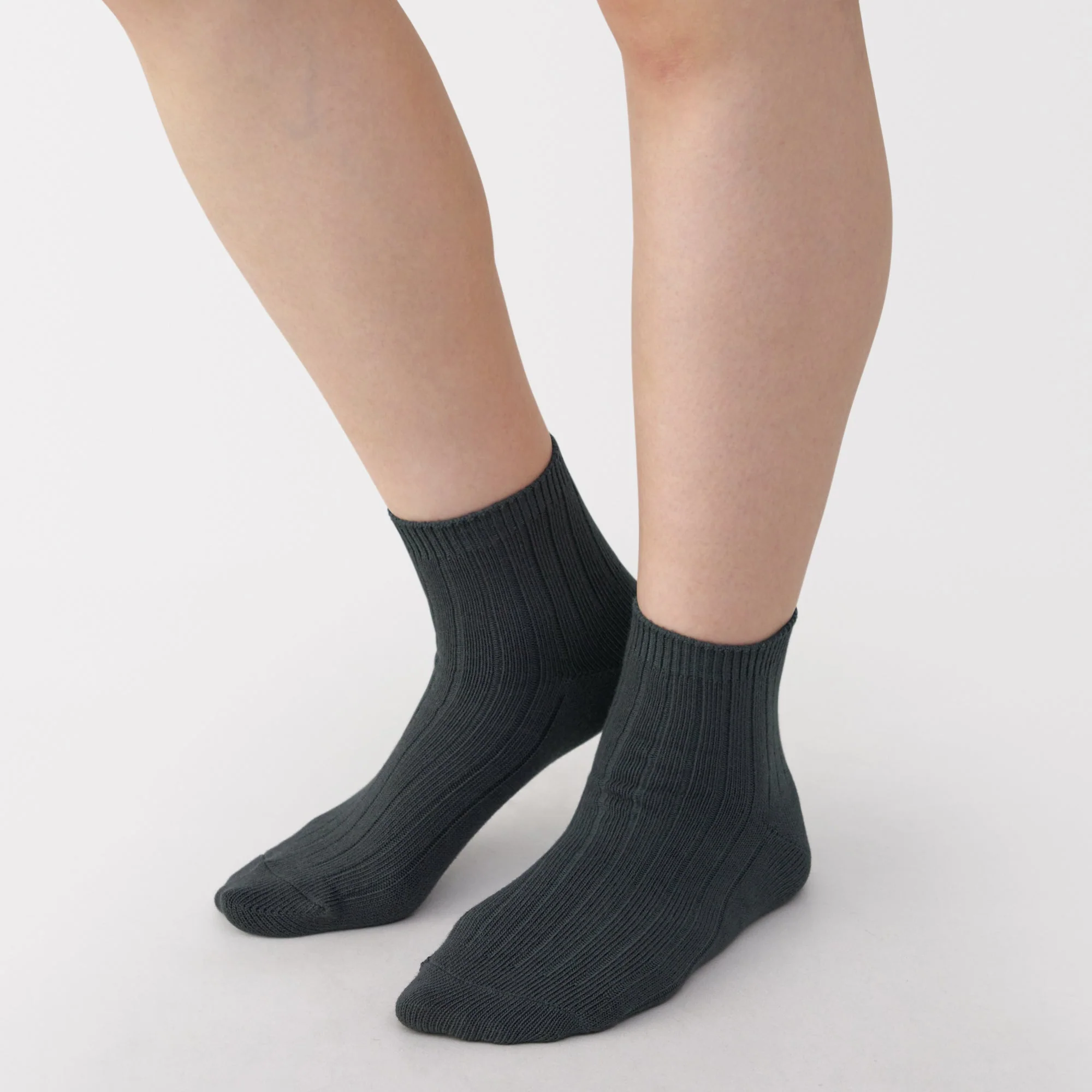 Loose Top Short Socks - Image 14