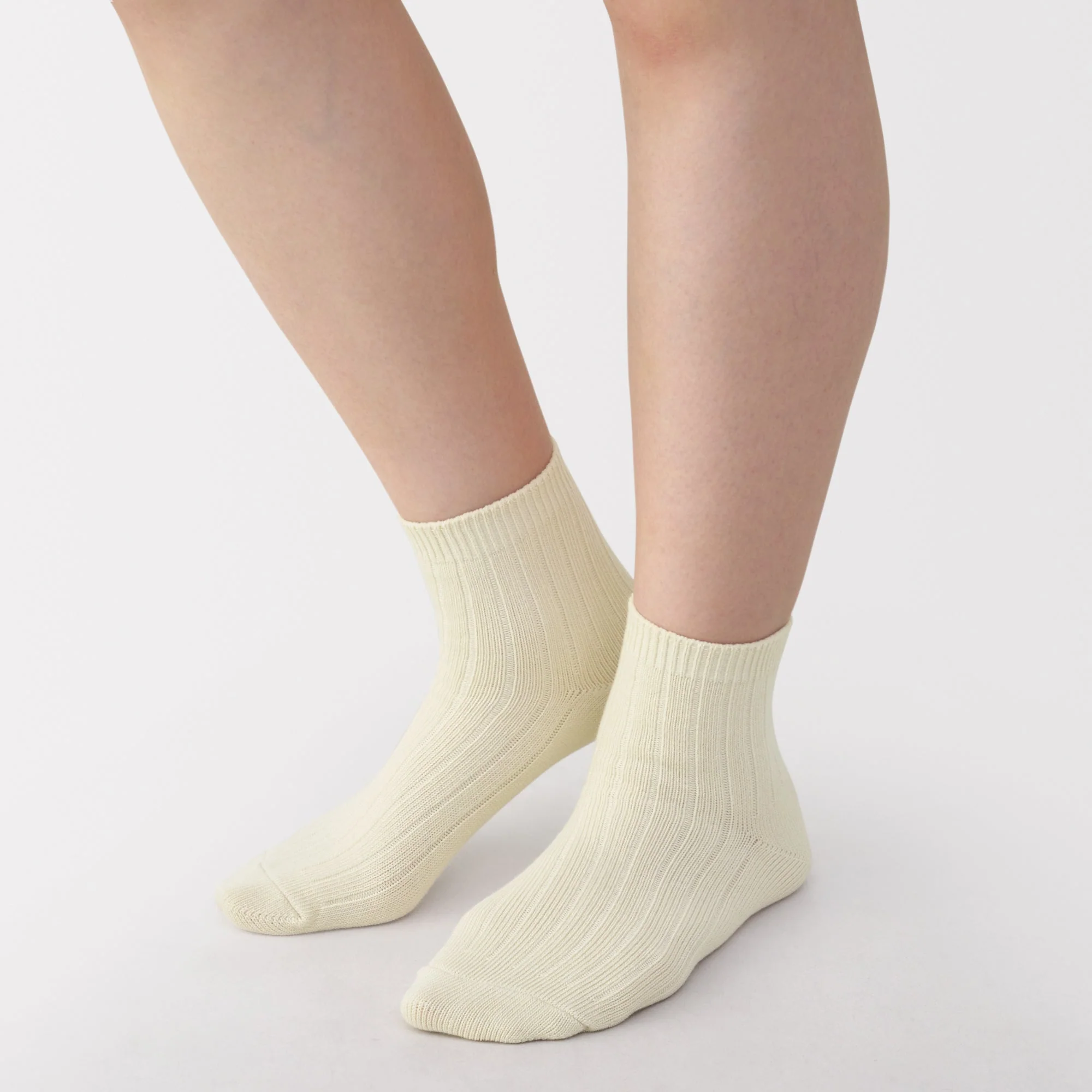Loose Top Short Socks - Image 4