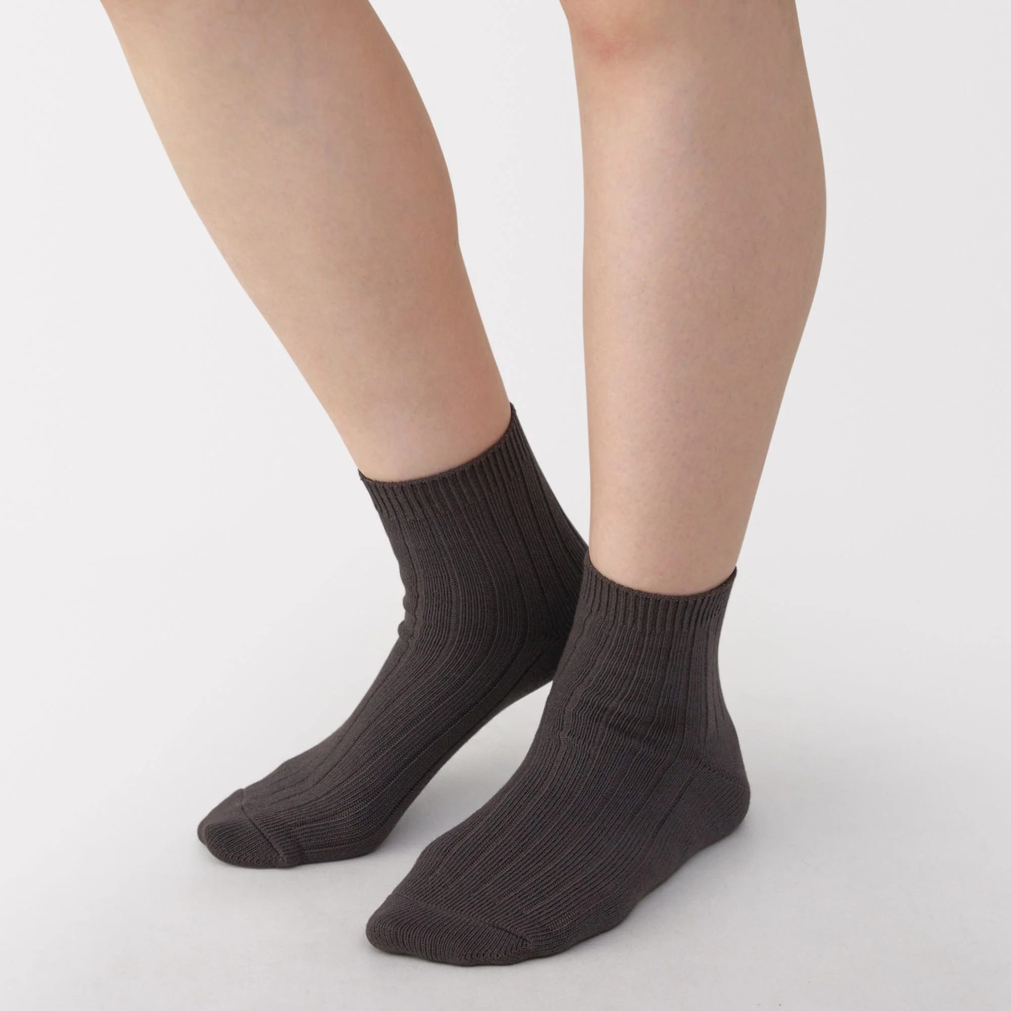 Loose Top Short Socks - Image 6