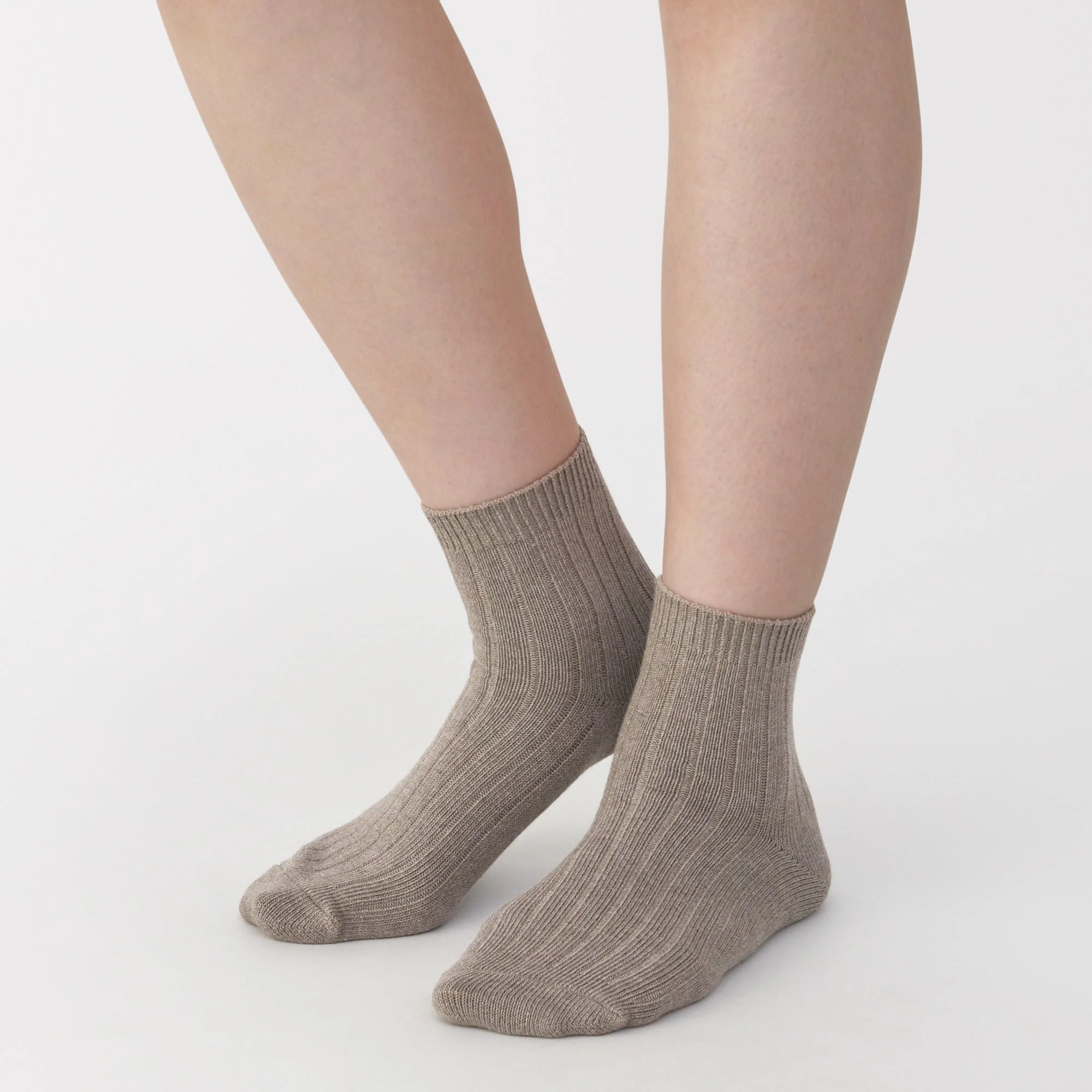 Loose Top Short Socks - Image 2