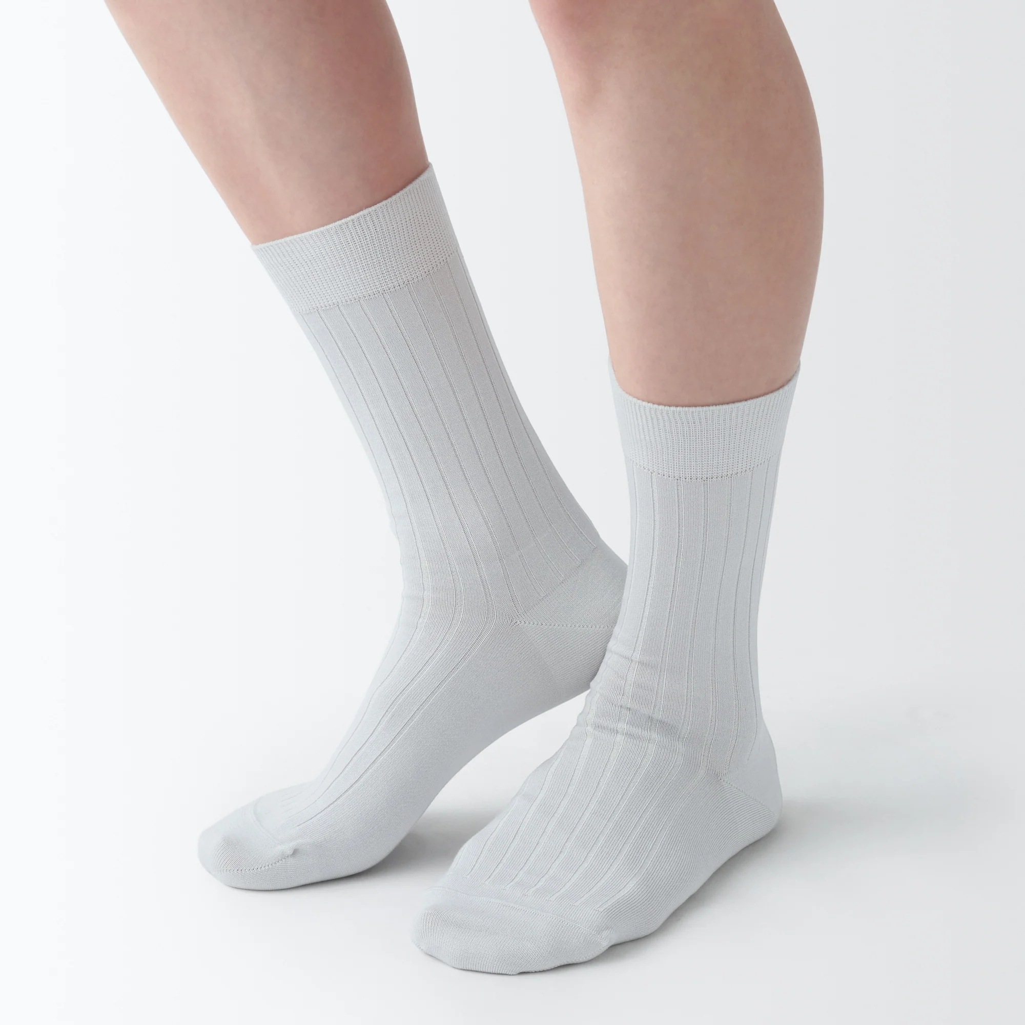 Lustrous Cotton Yarn Ribbed Socks