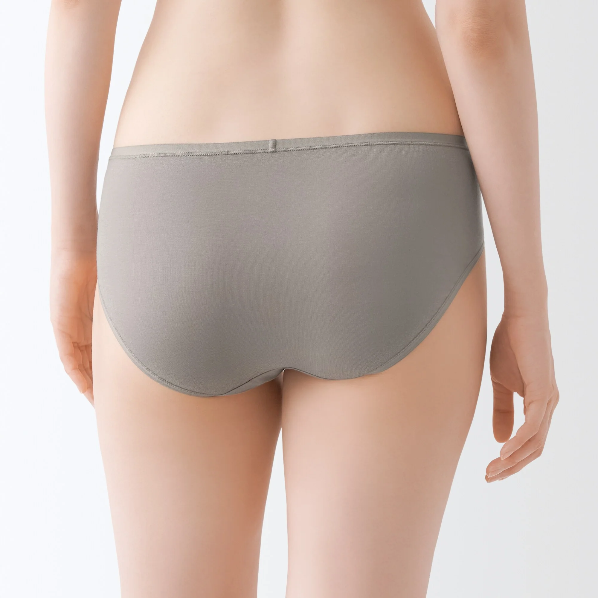 Lyocell Blend Low-Rise Shorts - Image 31