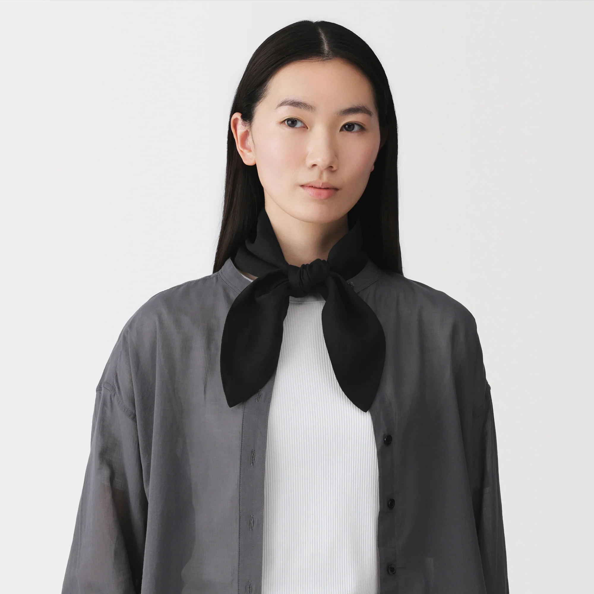 Lyocell Linen Scarf with Pocket - Image 15