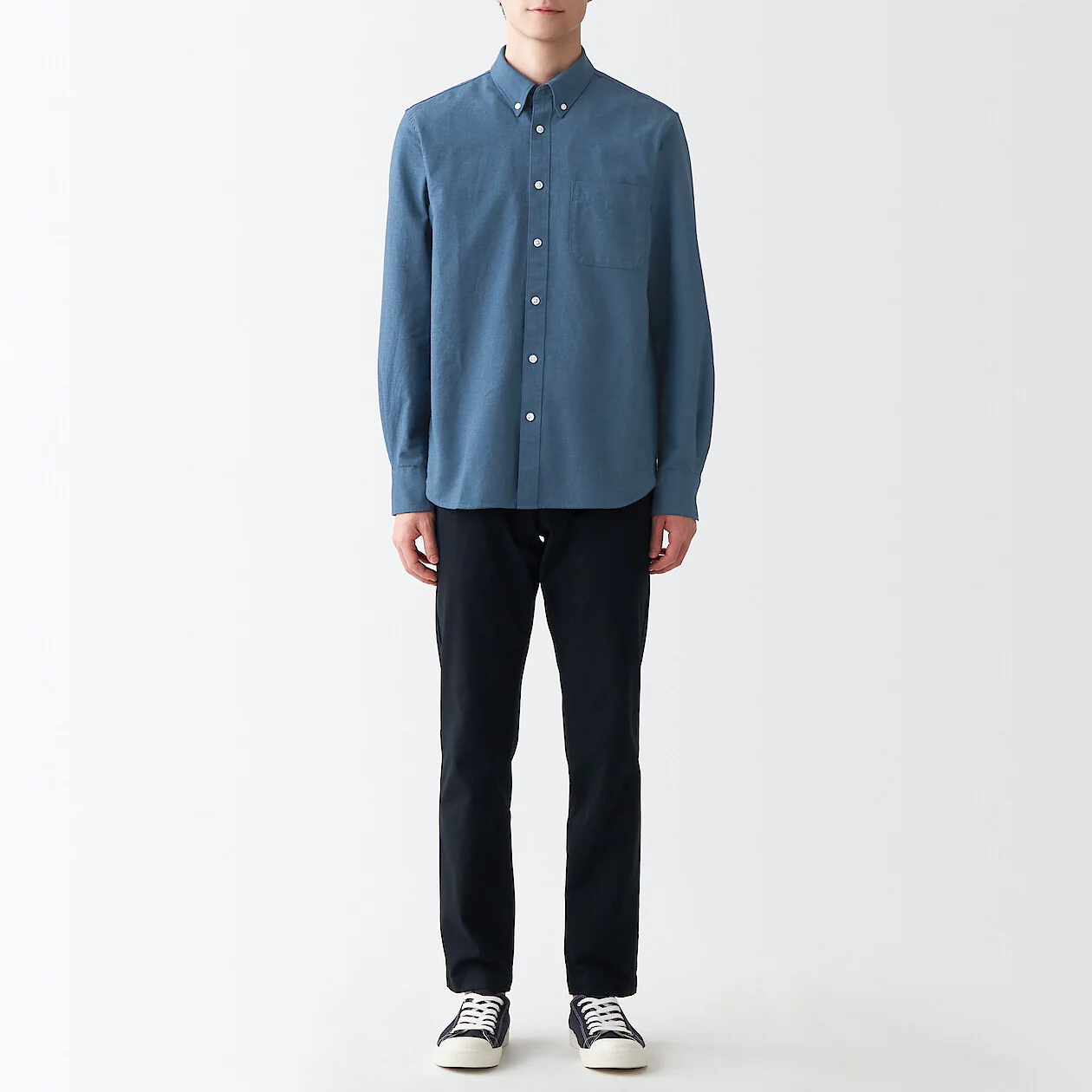 Men's Washed Oxford Collared Long Sleeve Button Down Shirt - Image 37