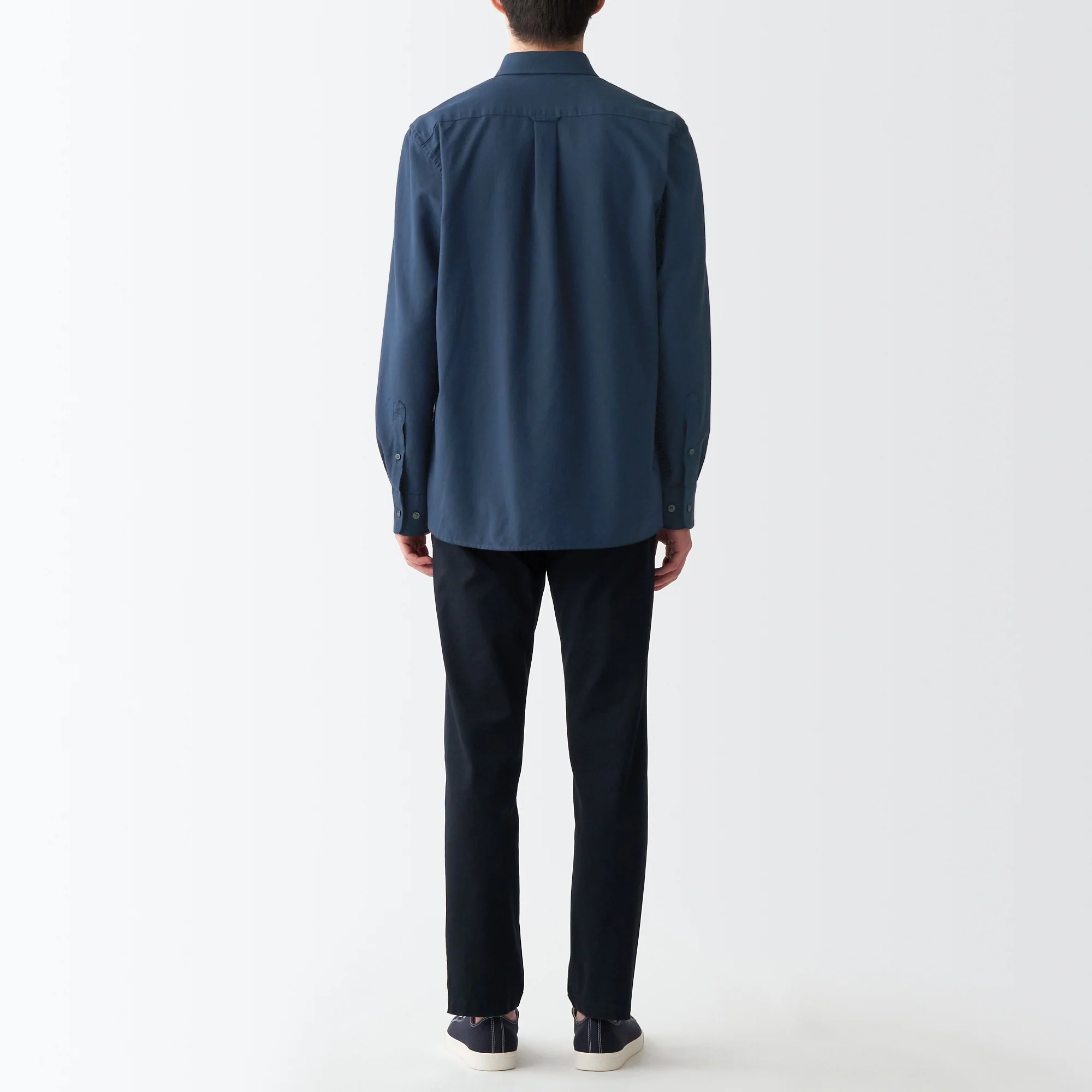 Men's Washed Oxford Collared Long Sleeve Button Down Shirt - Image 66