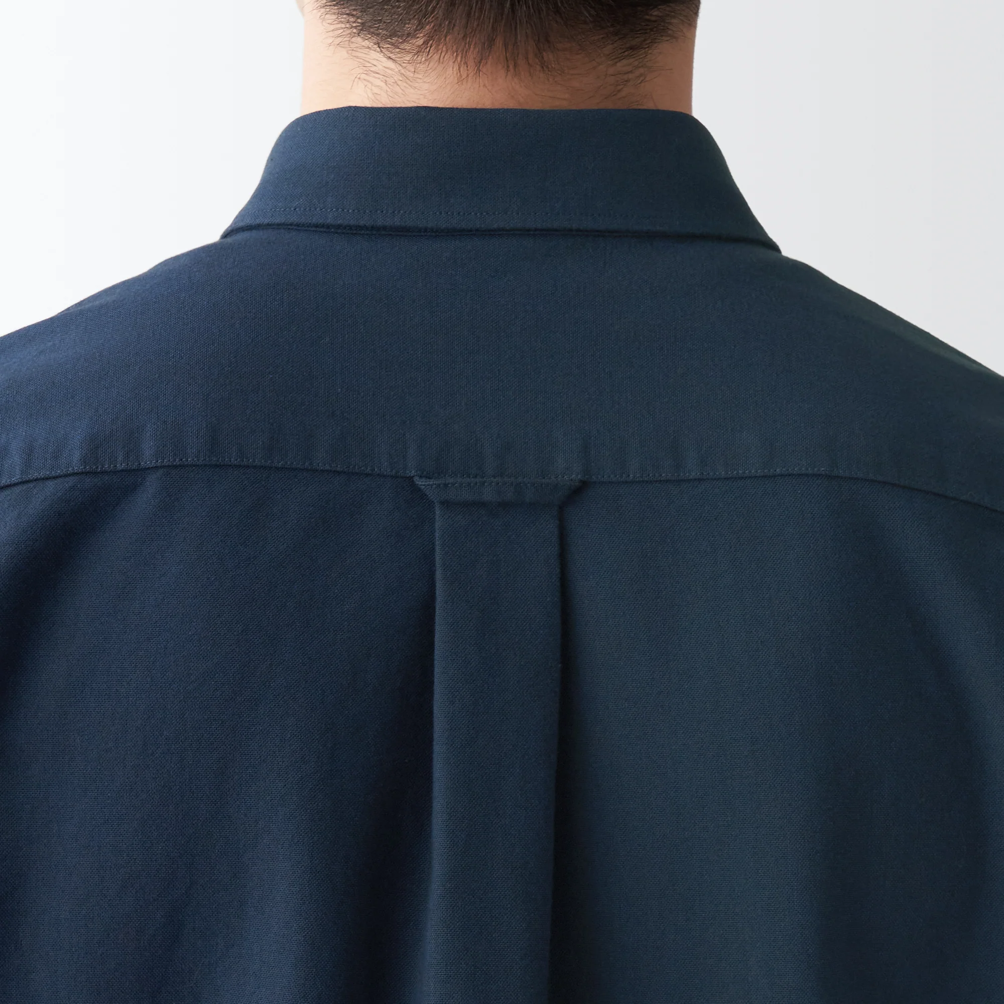 Men's Washed Oxford Collared Long Sleeve Button Down Shirt - Image 71