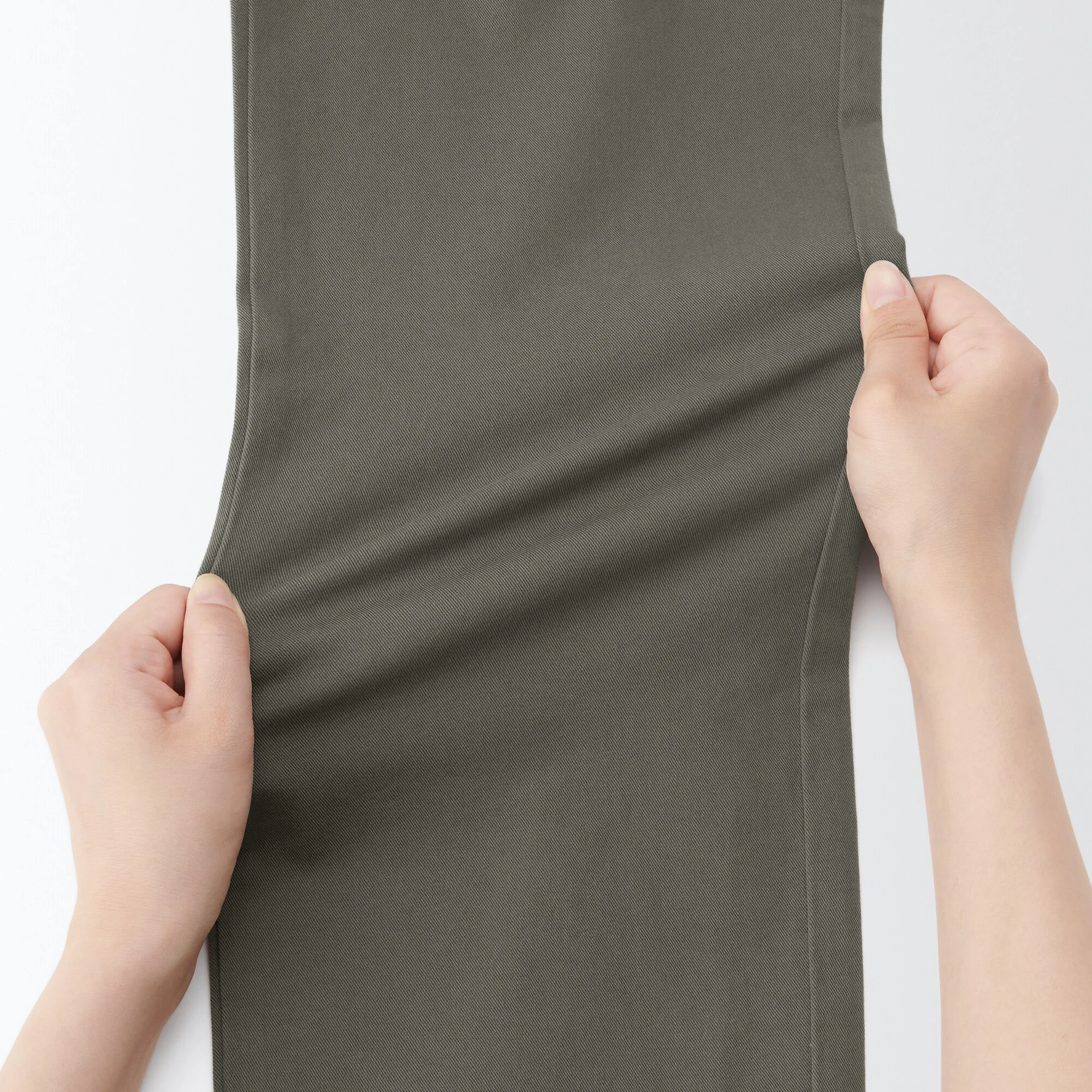 Men's 4-Way Stretch Chino Slim Pants (L30") - Image 12