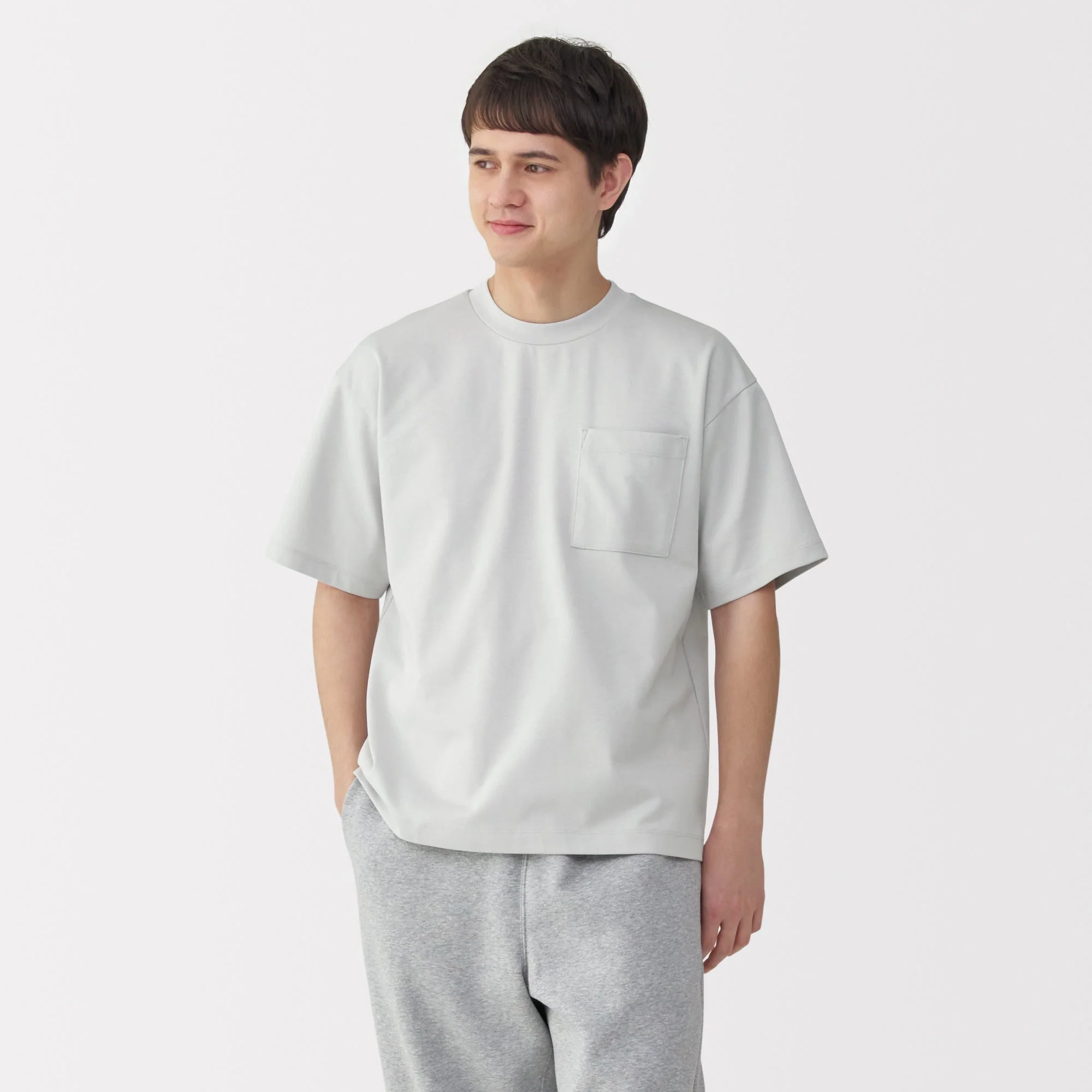 Men's Cool-Touch Wide T-Shirt - Image 17