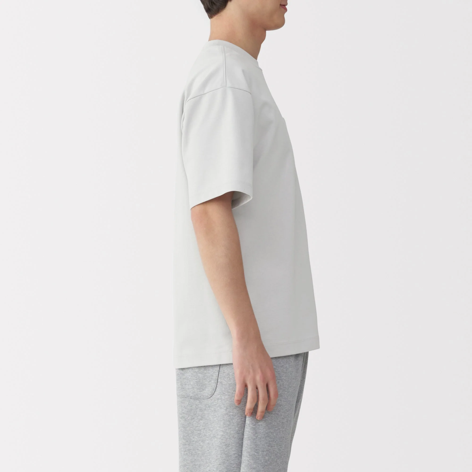 Men's Cool-Touch Wide T-Shirt - Image 19