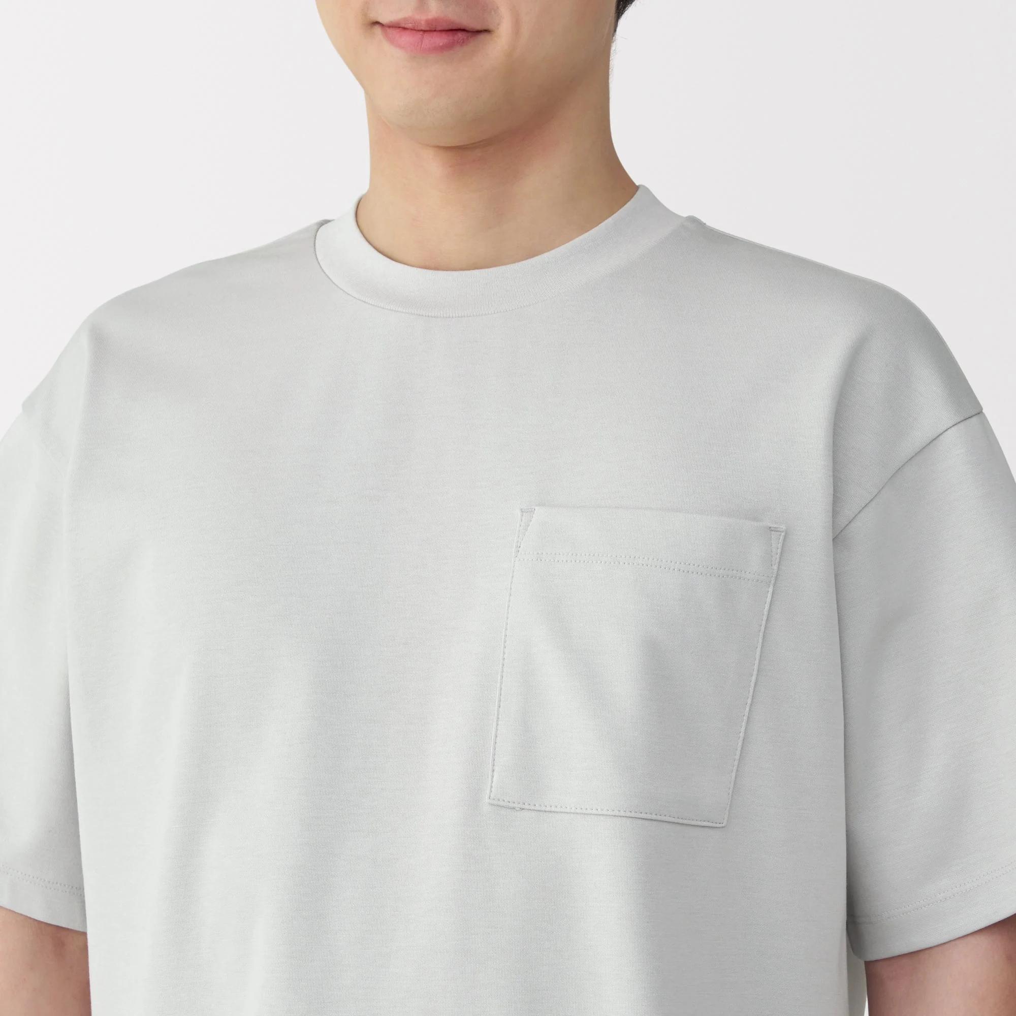 Men's Cool-Touch Wide T-Shirt - Image 21