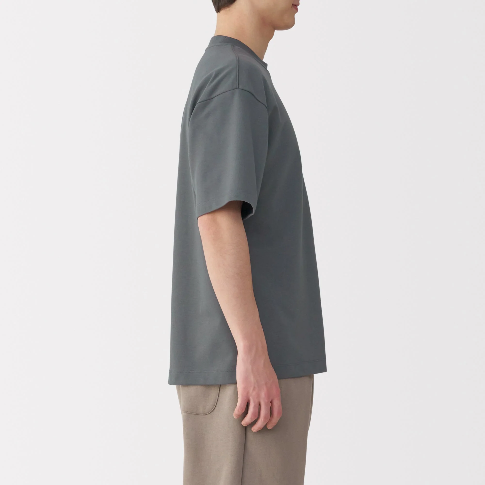 Men's Cool-Touch Wide T-Shirt - Image 26
