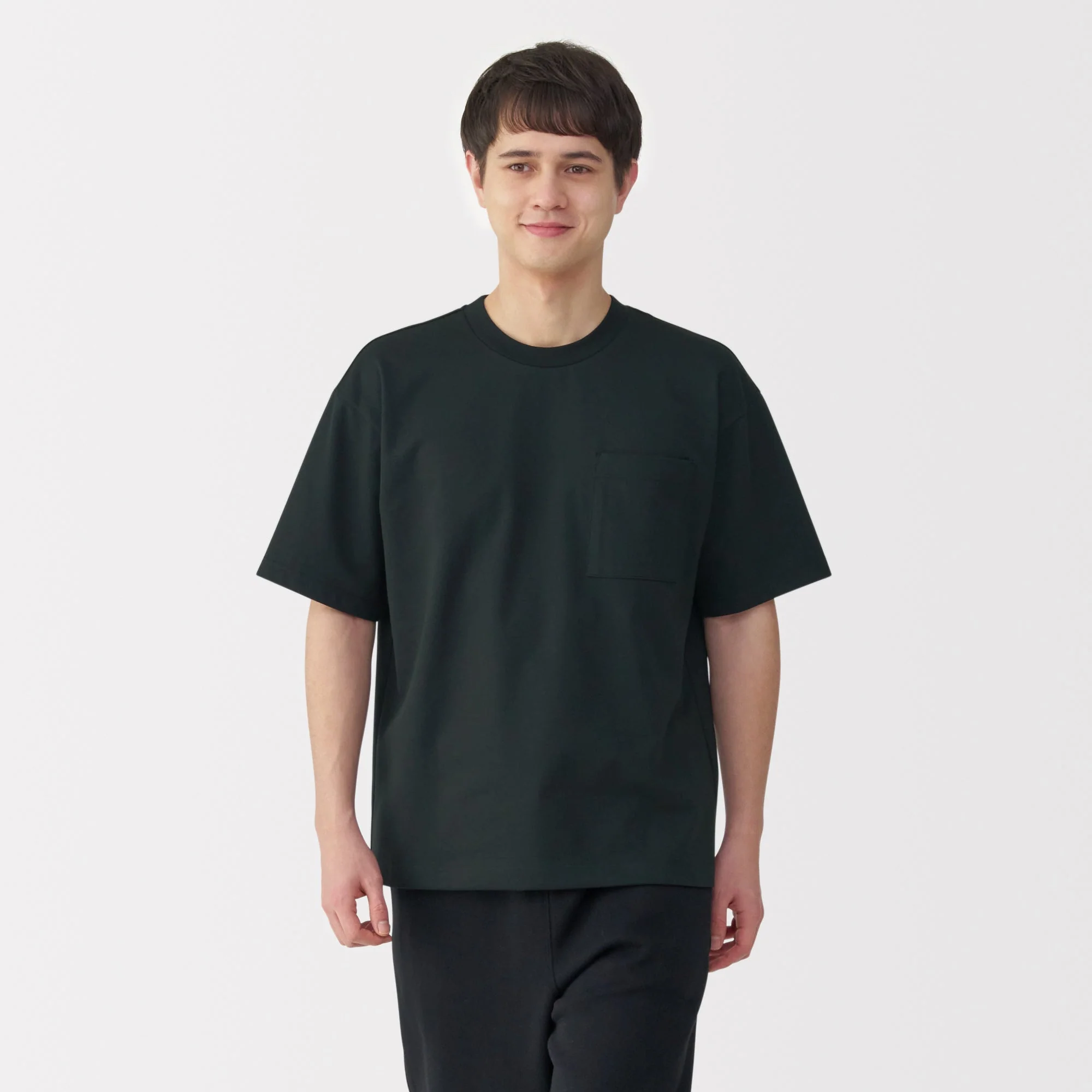 Men's Cool-Touch Wide T-Shirt - Image 31