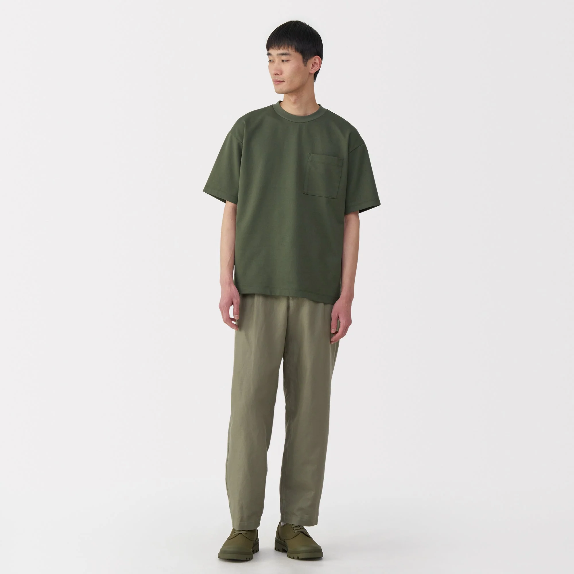 Men's Cool-Touch Wide T-Shirt - Image 53