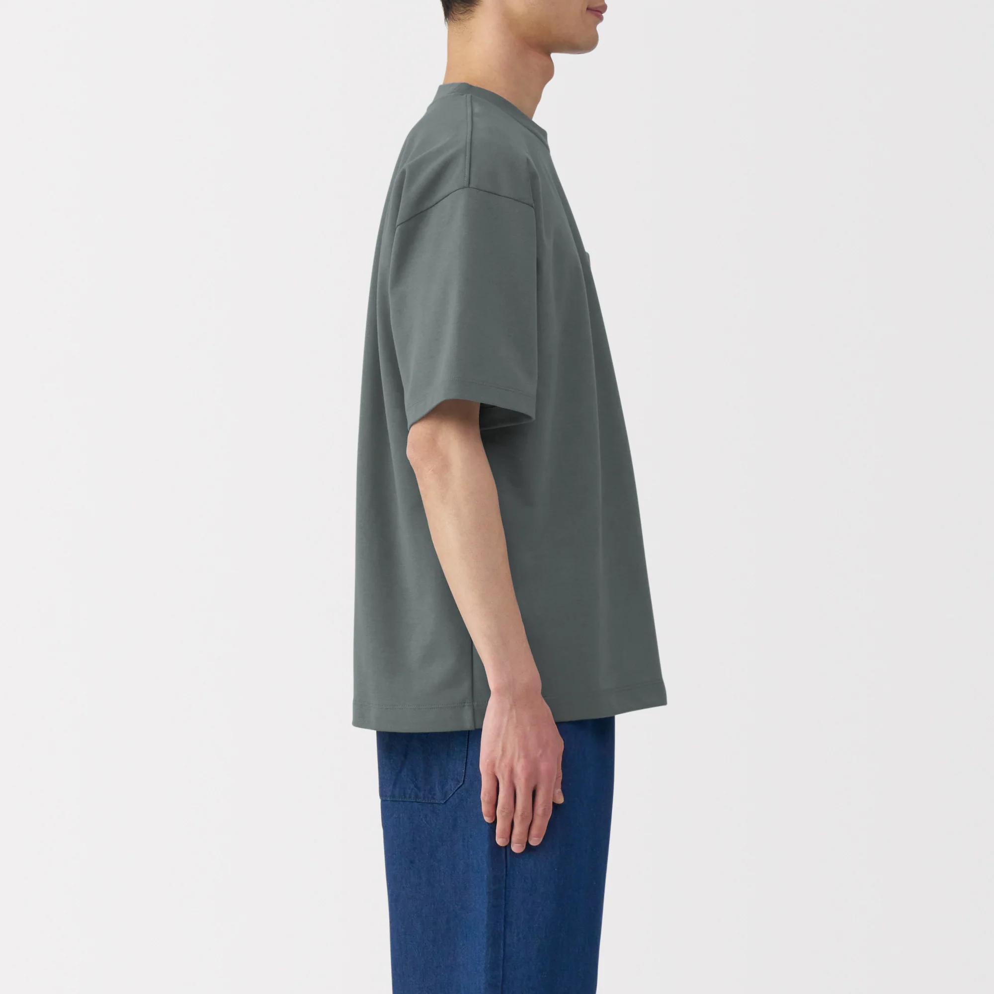Men's Cool-Touch Wide T-Shirt - Image 68