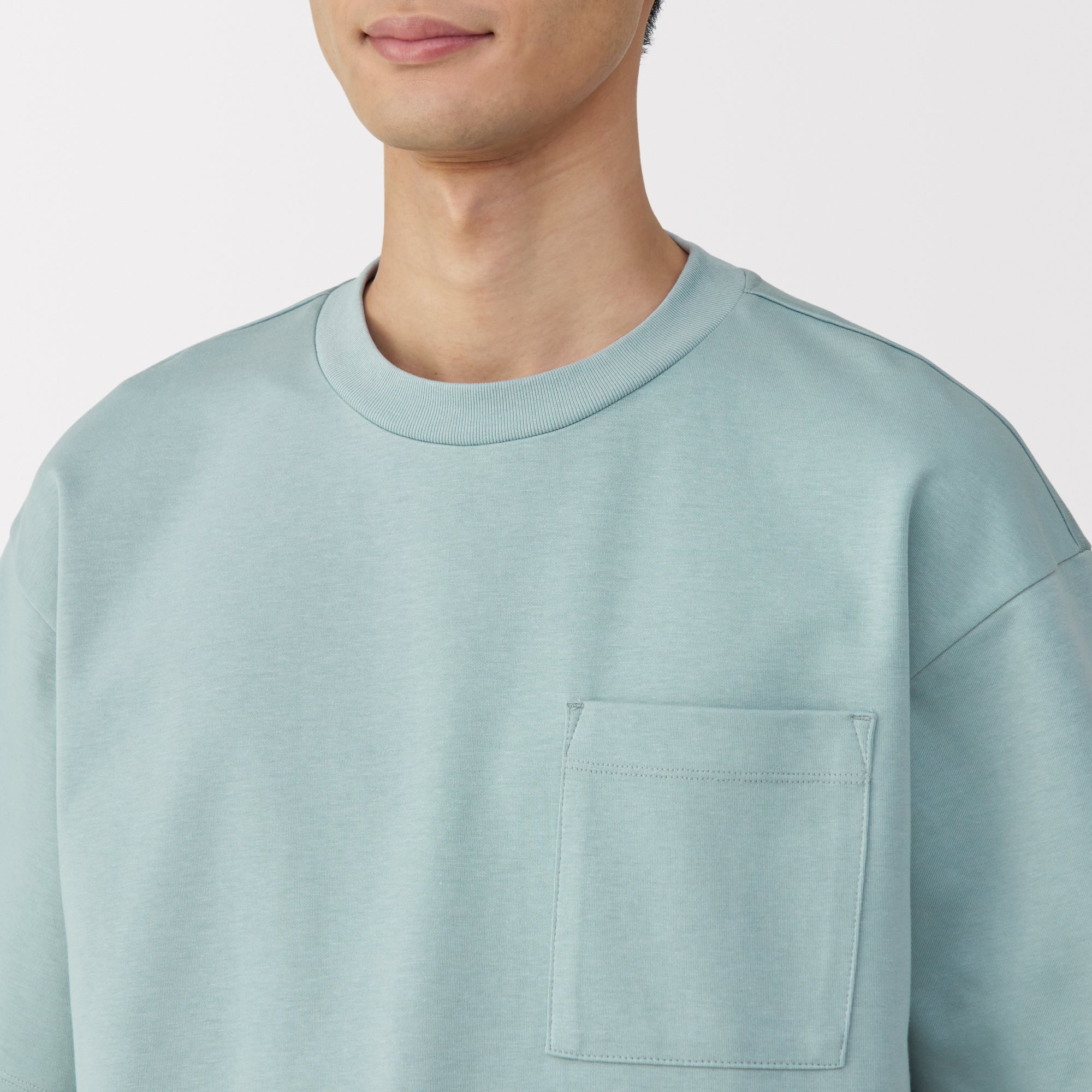 Men's Cool-Touch Wide T-Shirt - Image 7