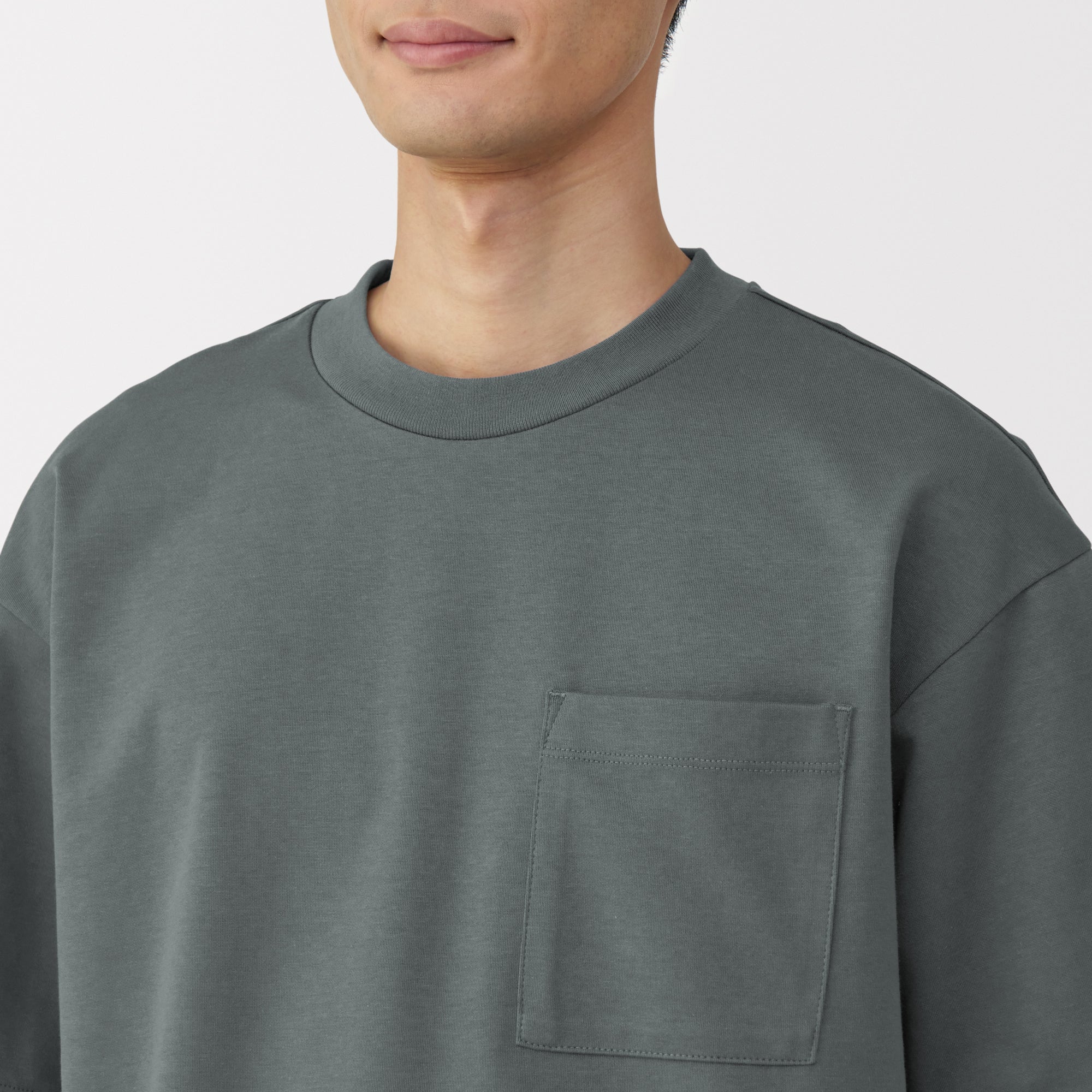 Men's Cool-Touch Wide T-Shirt - Image 70