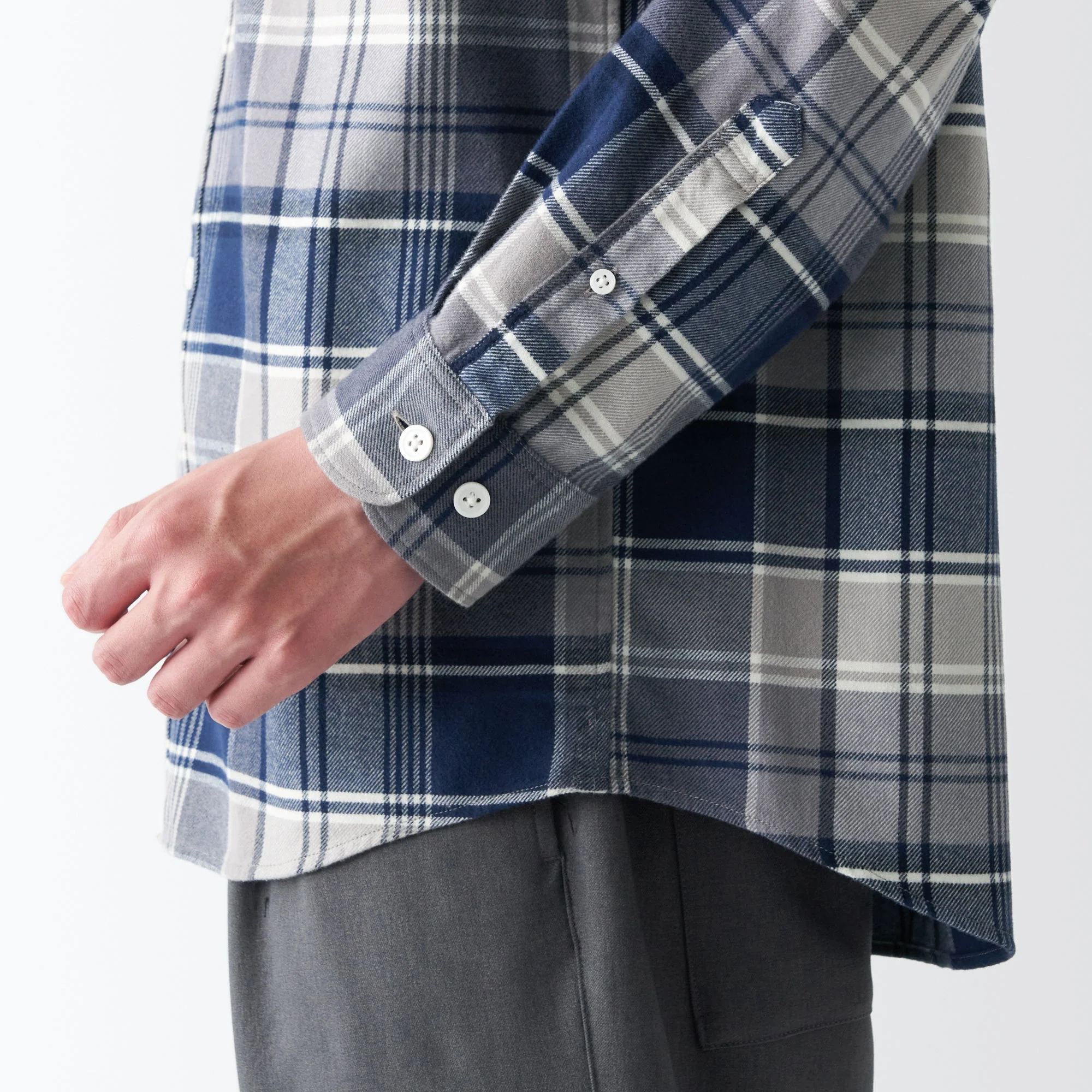 Men's Double-Brushed Flannel Patterned Shirt - Image 8