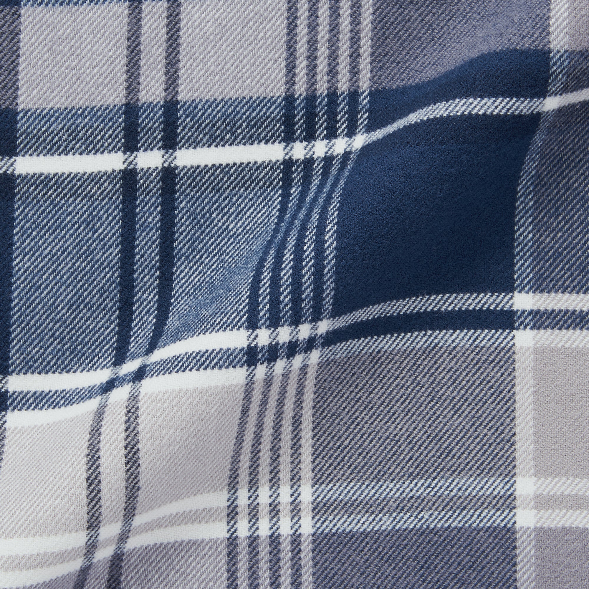 Men's Double-Brushed Flannel Patterned Shirt - Image 9