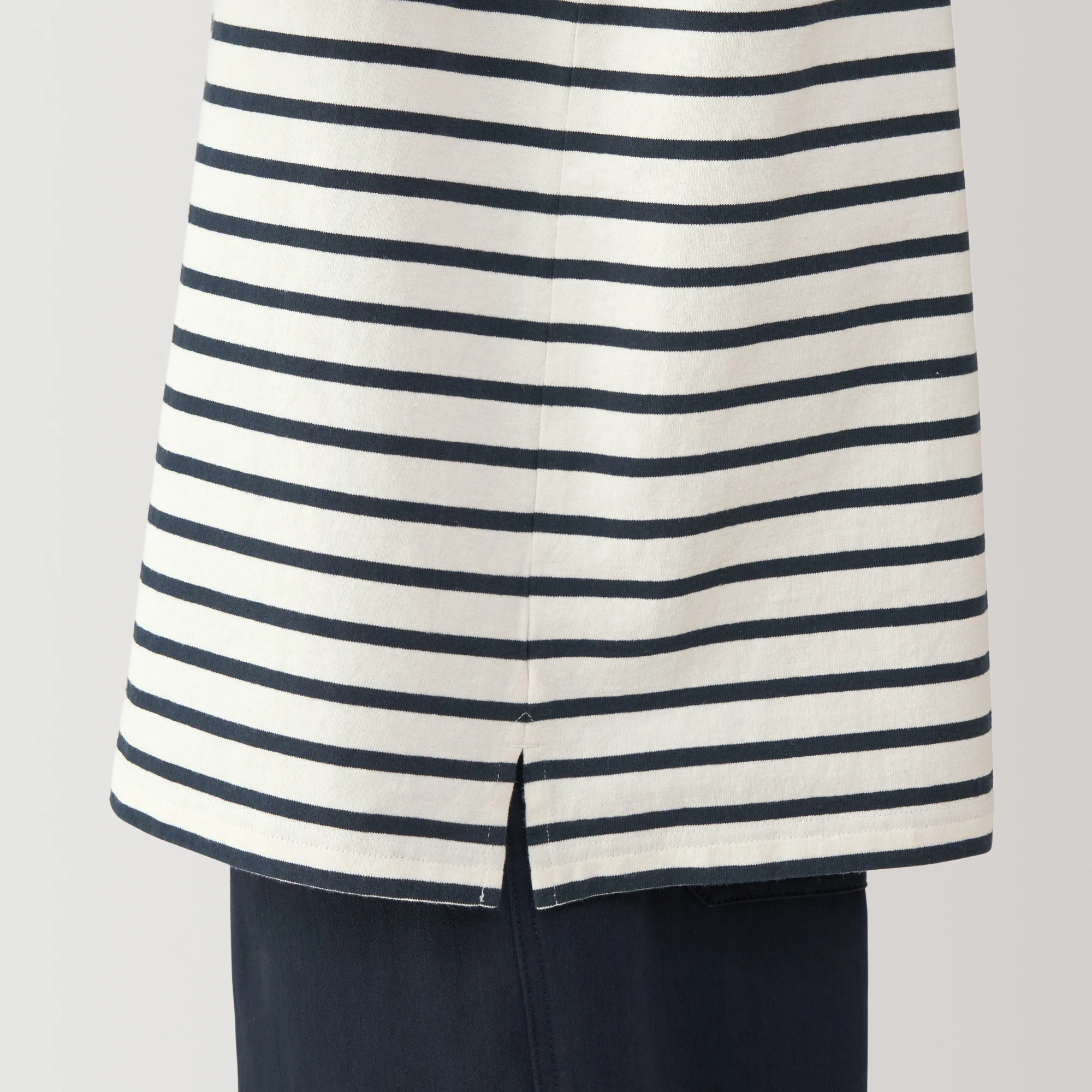 Men's Heavyweight Boatneck T-Shirt - Image 24