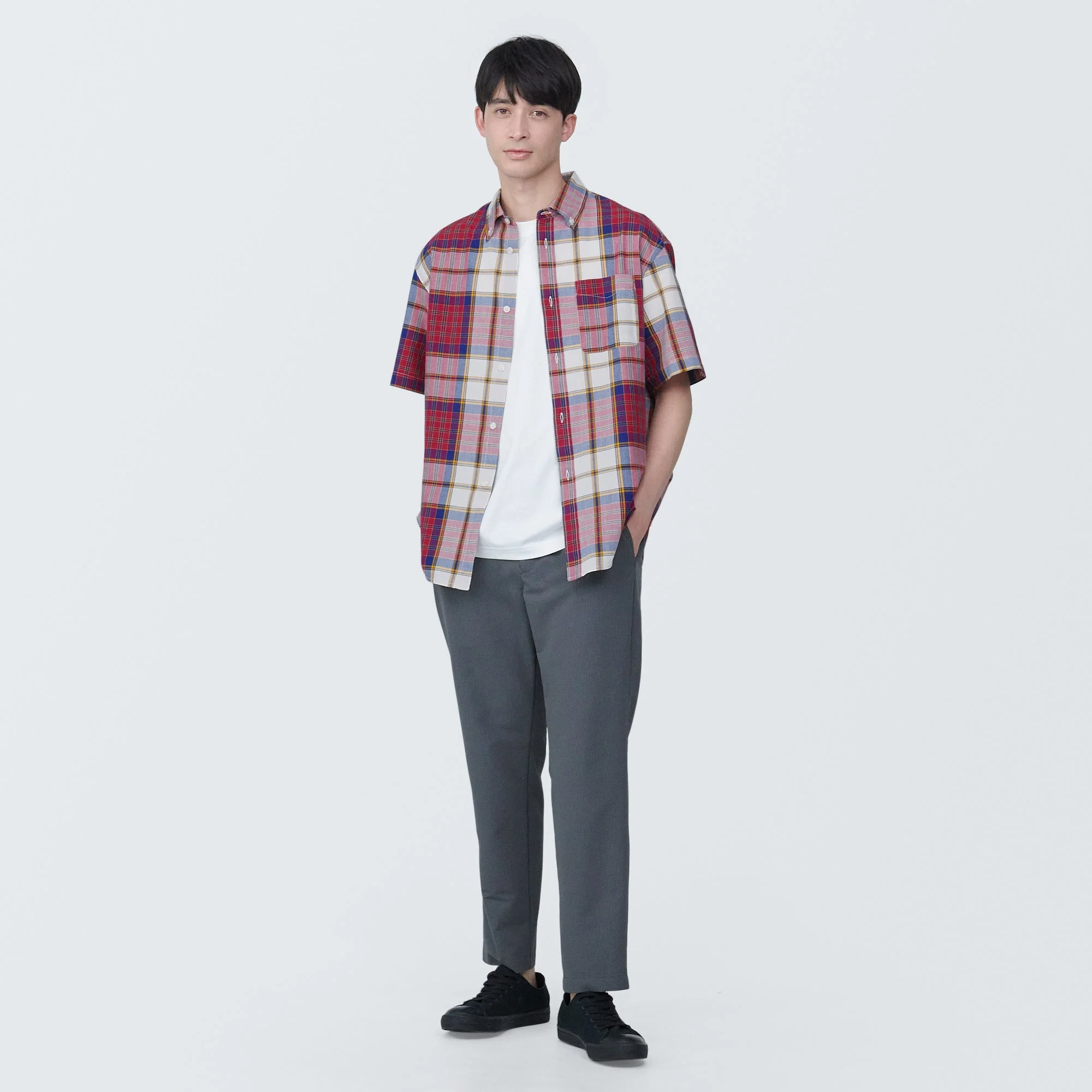 Men's Madras Check Button Down Short Sleeve Shirt - Image 12