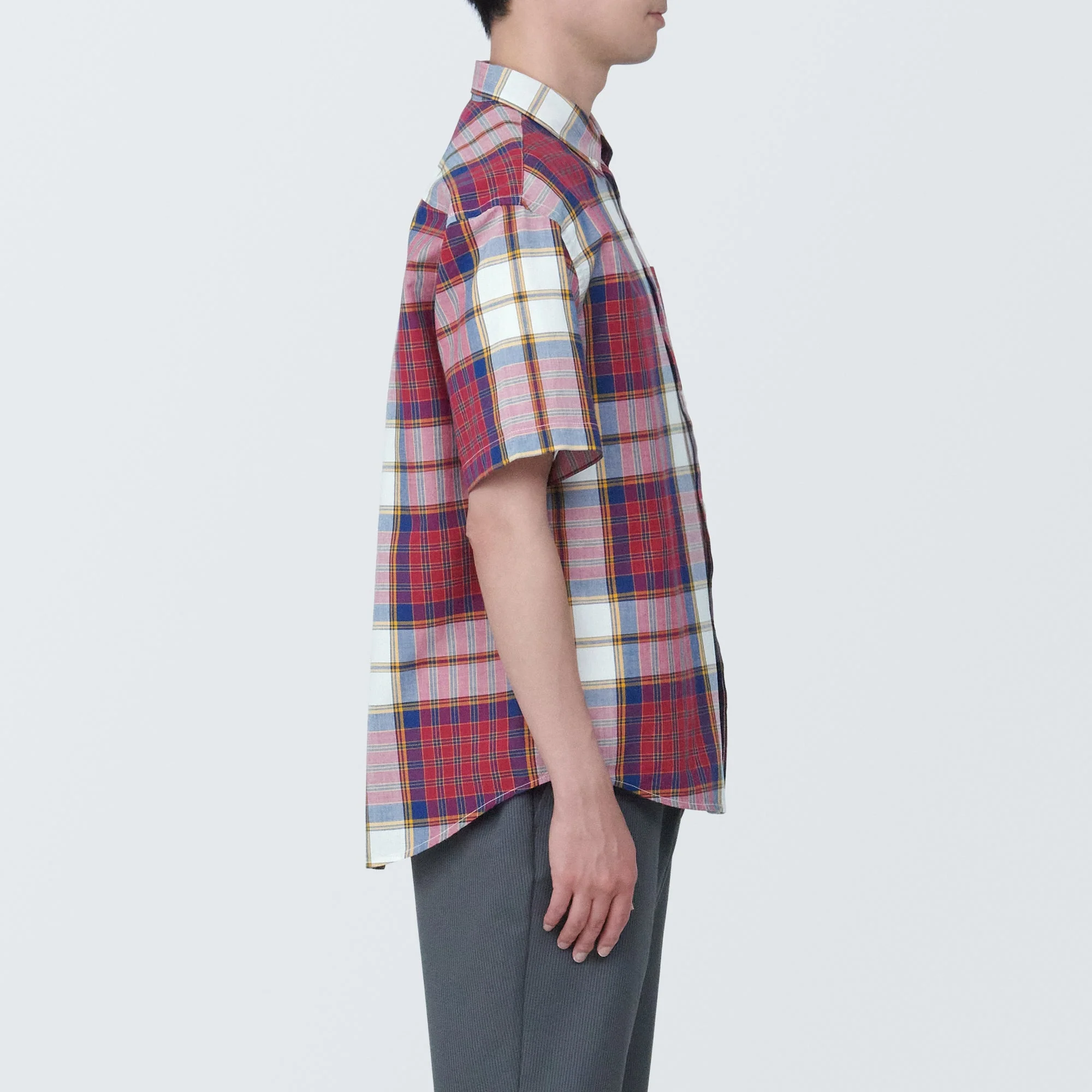 Men's Madras Check Button Down Short Sleeve Shirt - Image 13