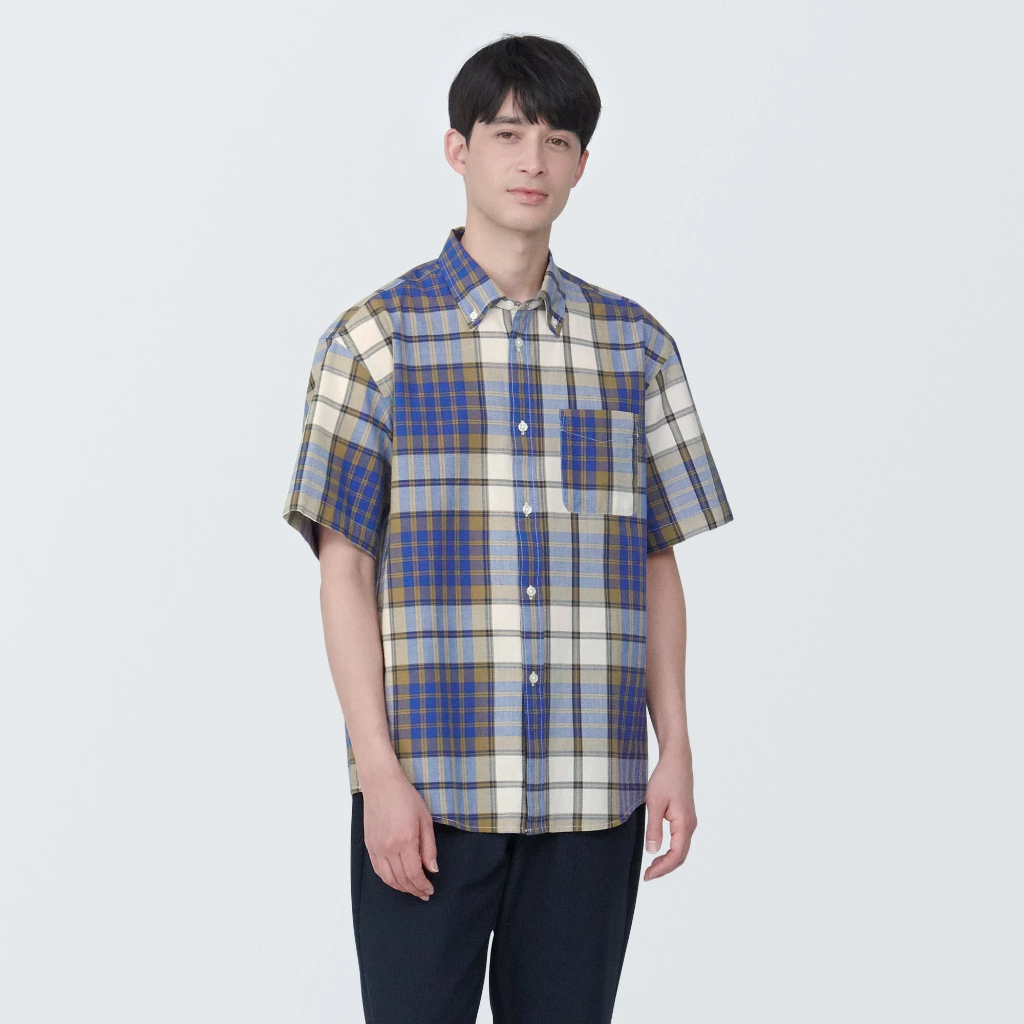 Men's Madras Check Button Down Short Sleeve Shirt - Image 19