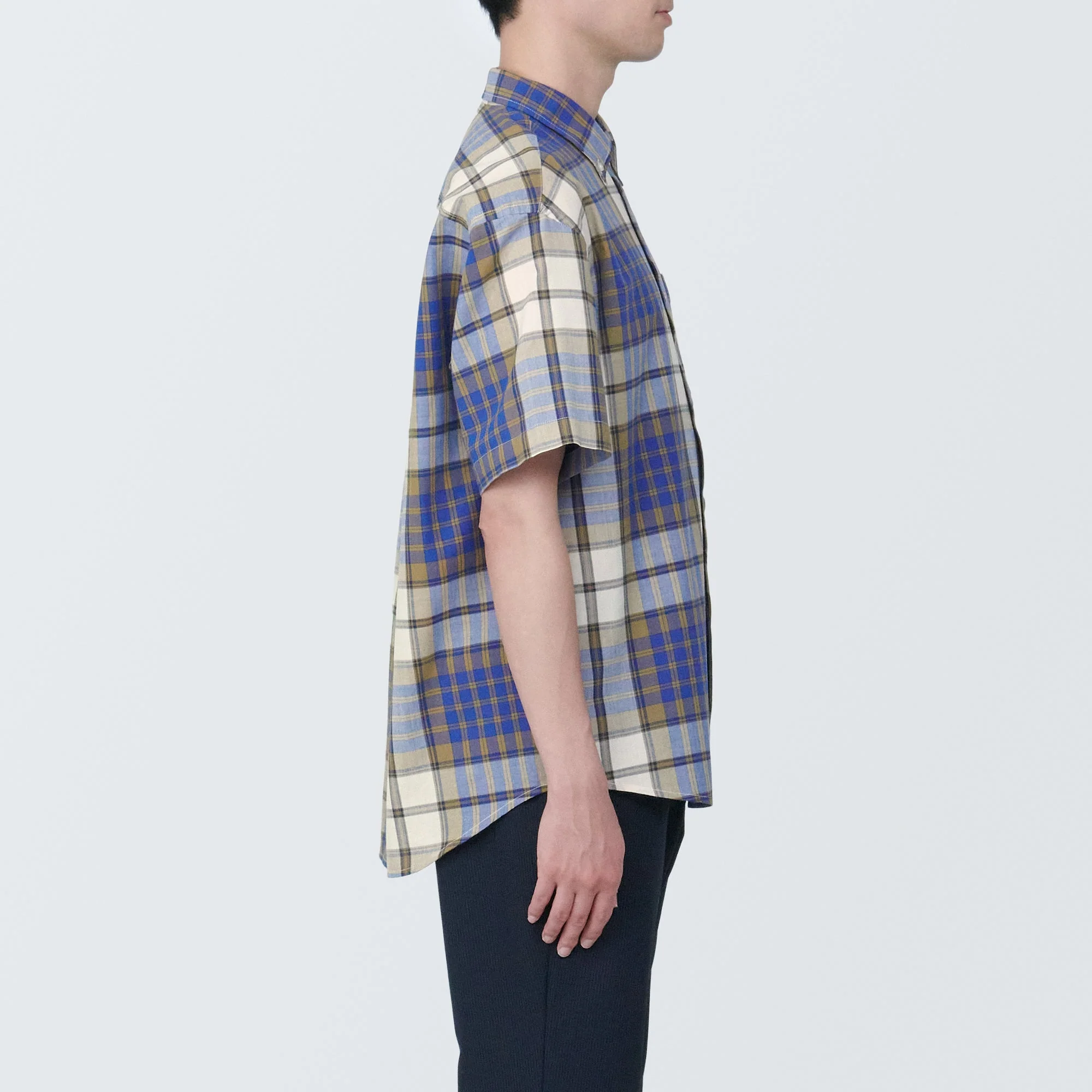 Men's Madras Check Button Down Short Sleeve Shirt - Image 21