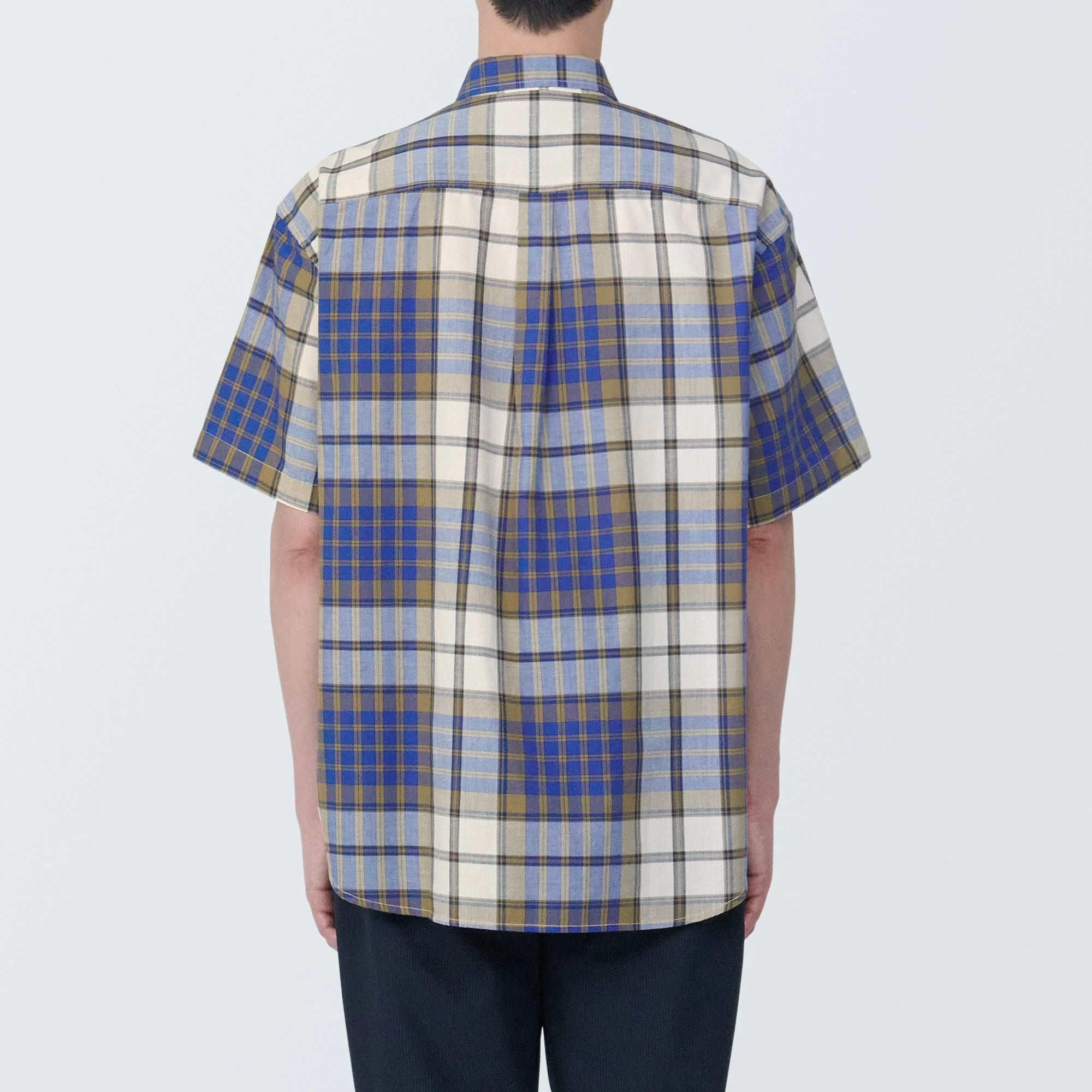 Men's Madras Check Button Down Short Sleeve Shirt - Image 22