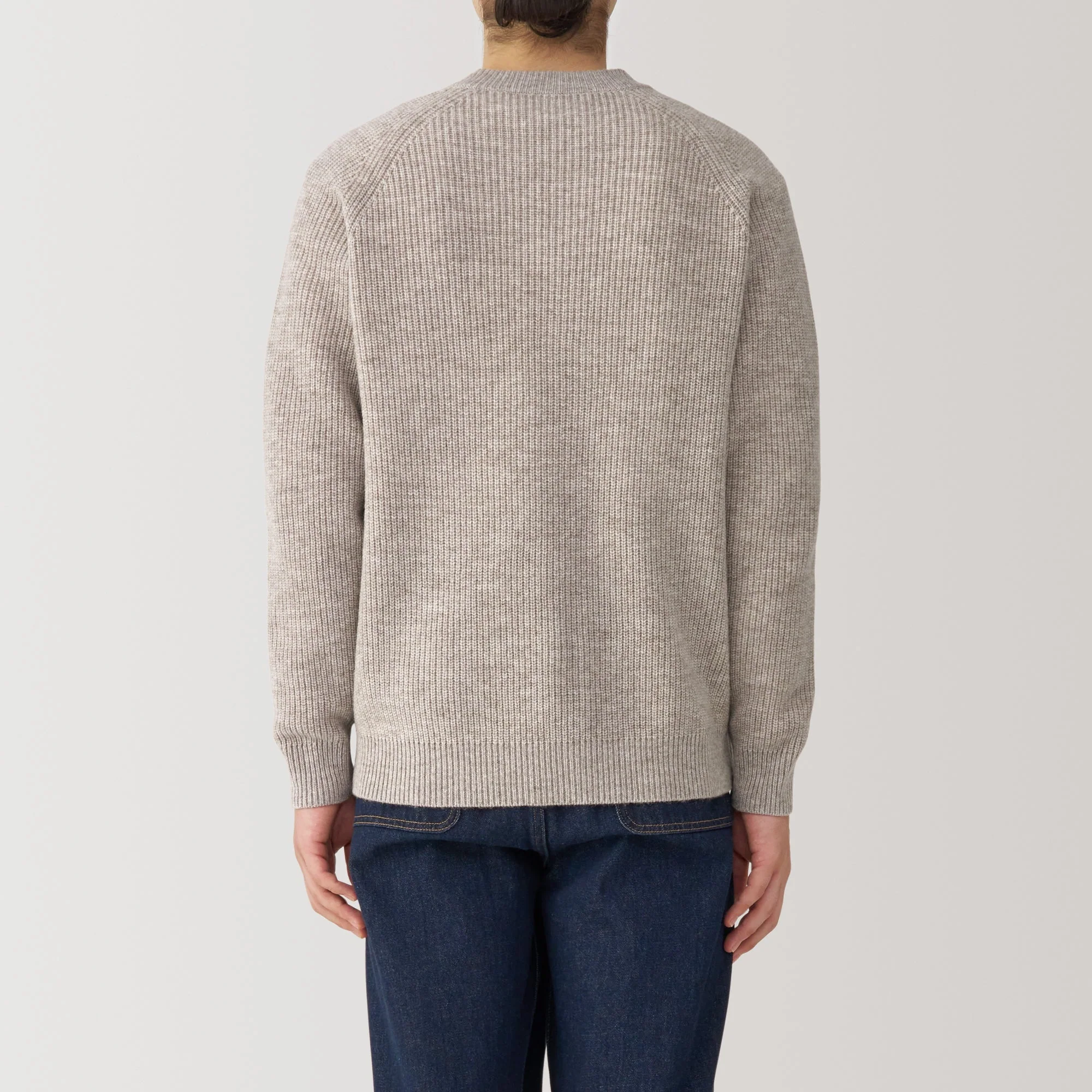 Men's Mid-Gauge V Neck Sweater - Image 13