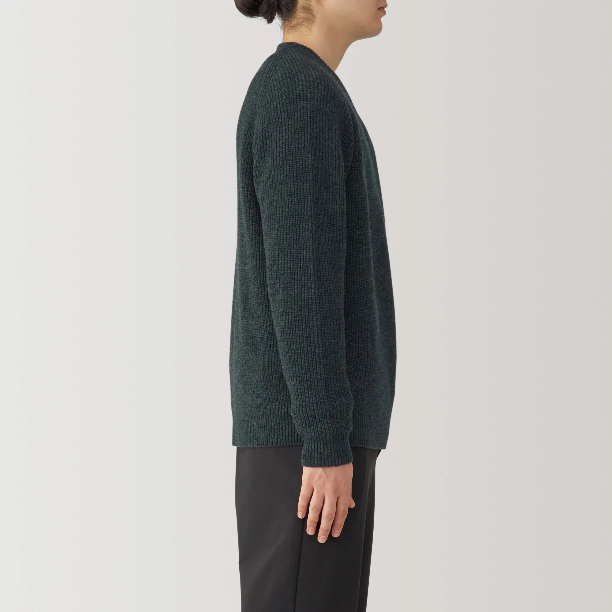 Men's Mid-Gauge V Neck Sweater - Image 19