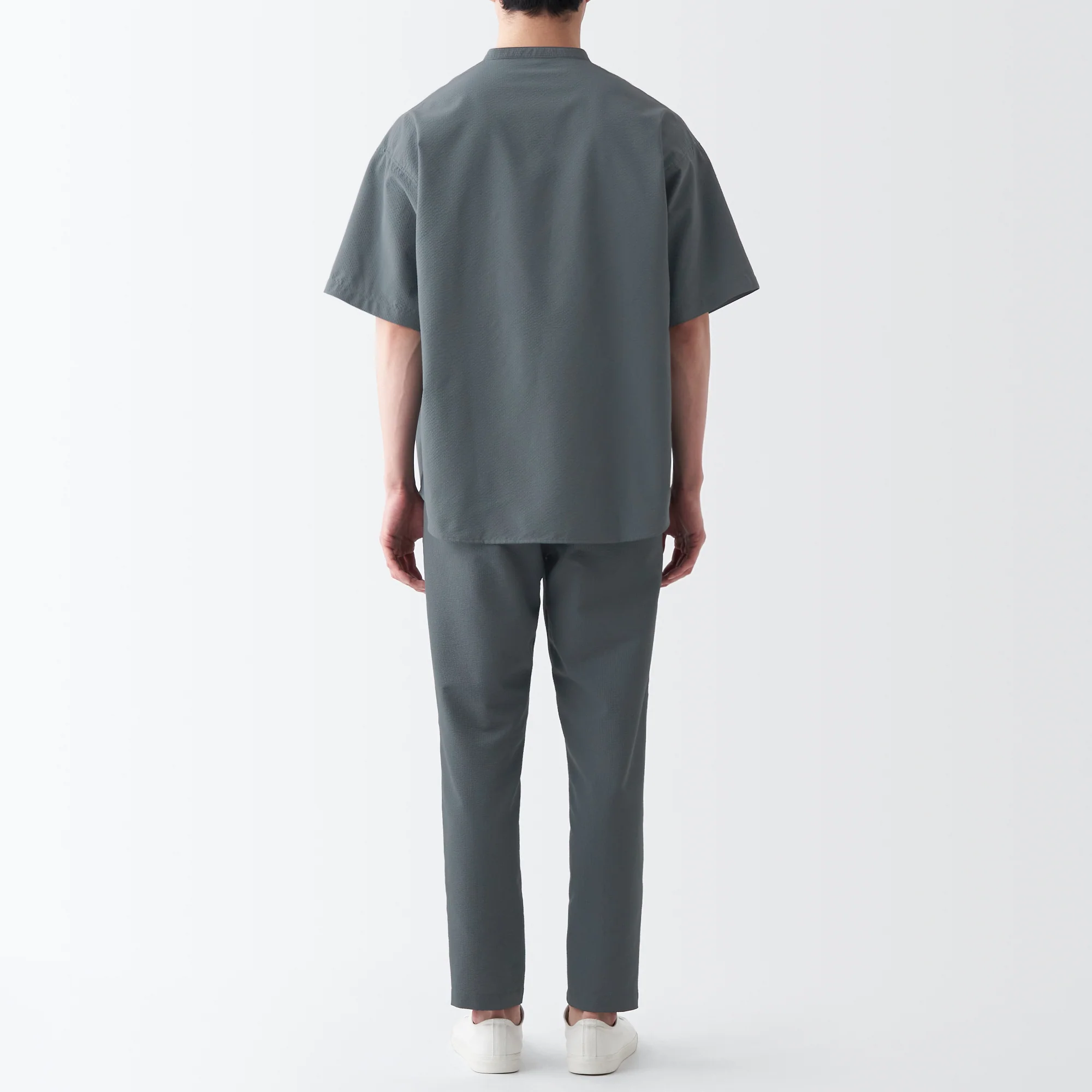 Men's Seersucker Henry Neck Woven T-Shirt - Image 24