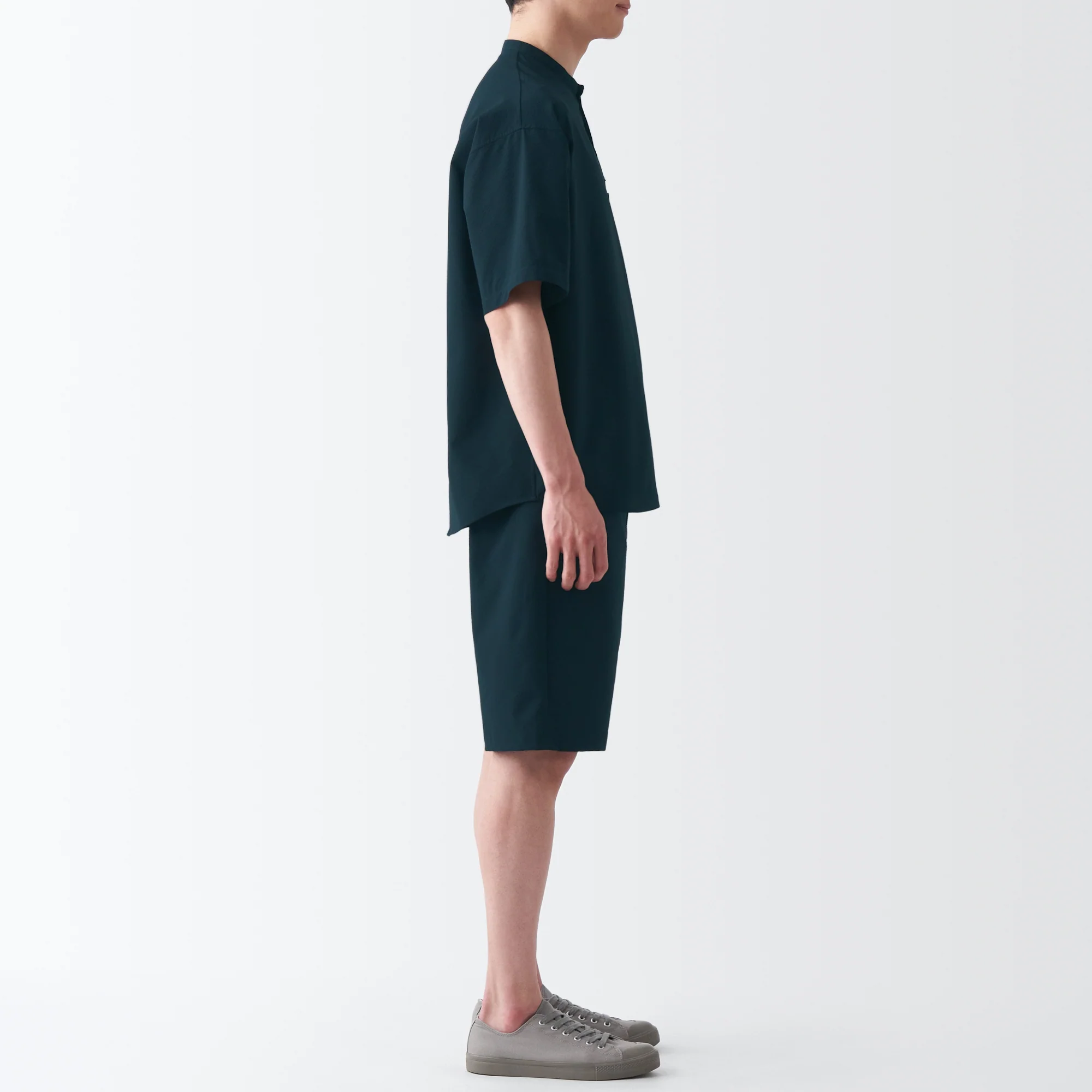 Men's Seersucker Henry Neck Woven T-Shirt - Image 32