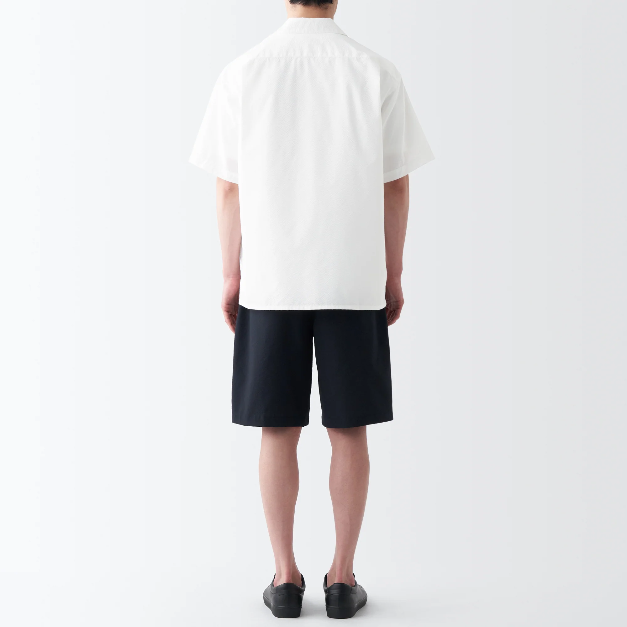 Men's Seersucker Open Collar Short Sleeve Shirt - Image 15