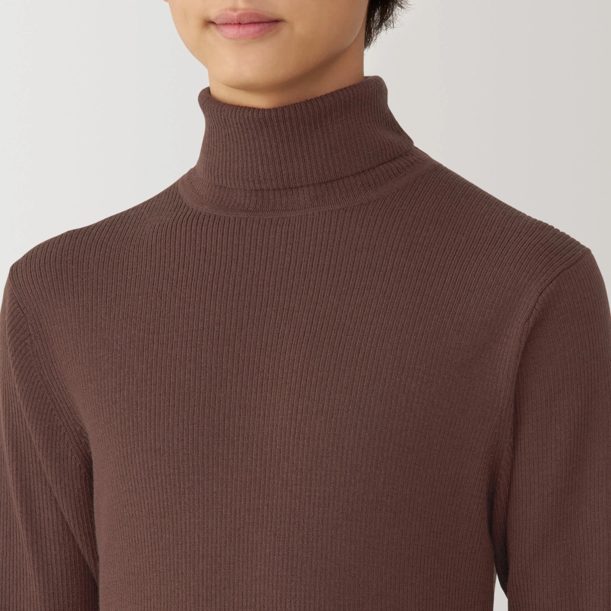 Men's Washable High-Gauge Turtleneck Ribbed Sweater - Image 7