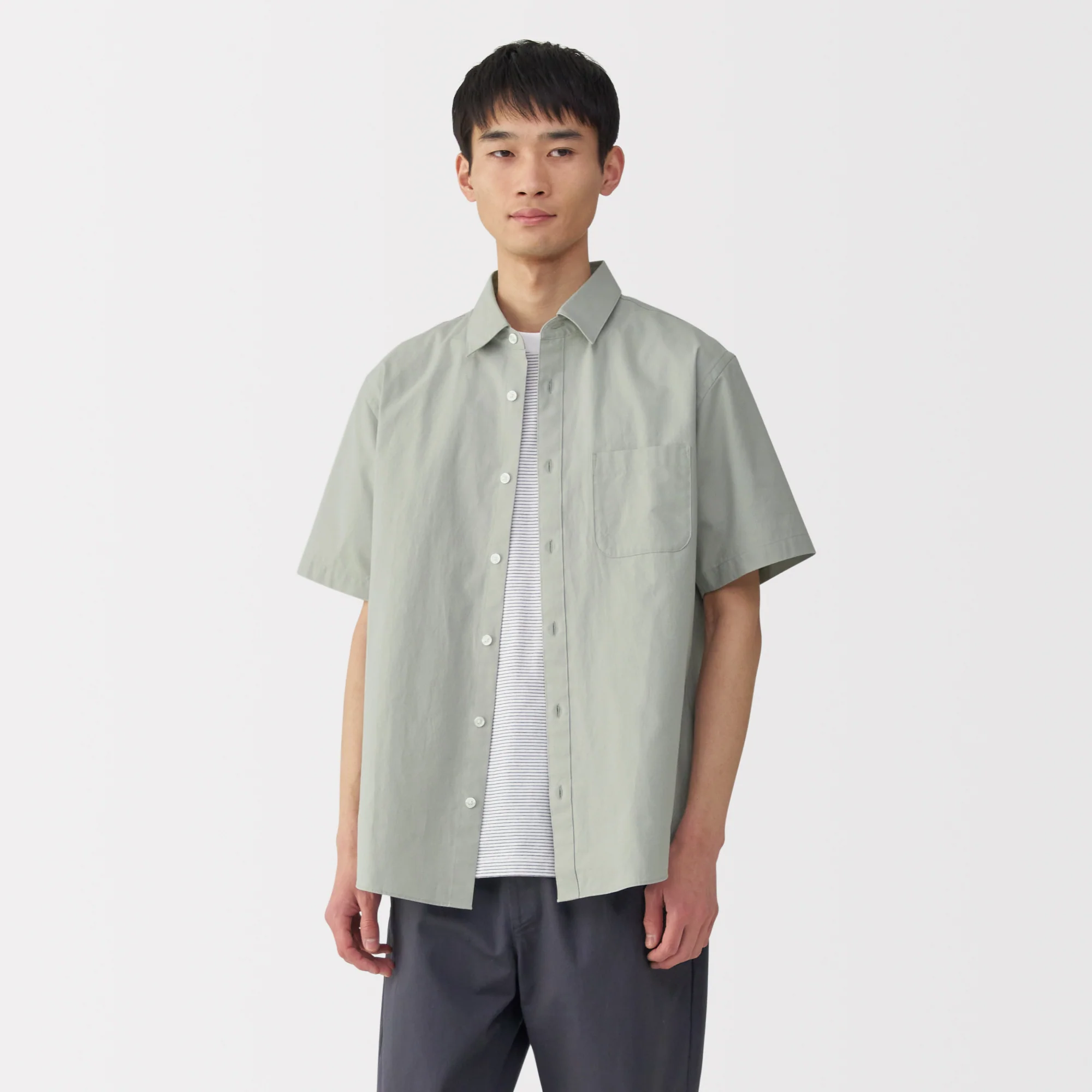 Men's Washed Broadcloth Short Sleeve Shirt - Image 19