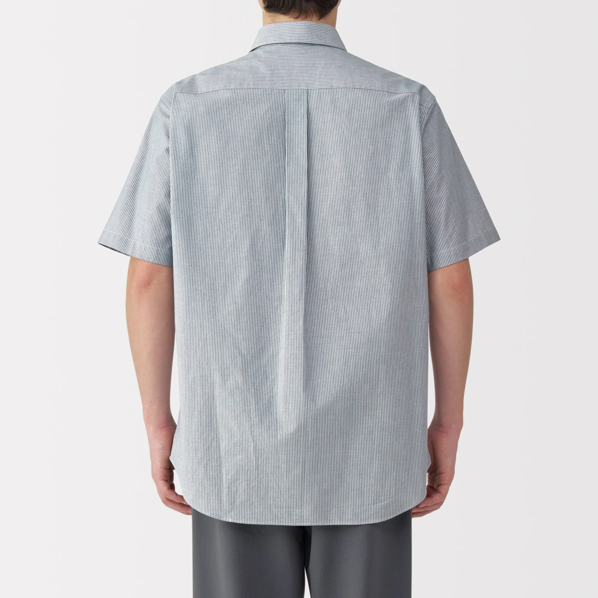 Men's Washed Broadcloth Short Sleeve Shirt - Image 48