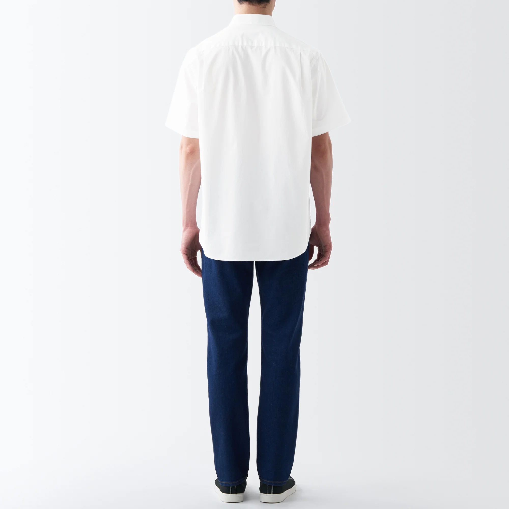 Men's Washed Broadcloth Short Sleeve Shirt - Image 14