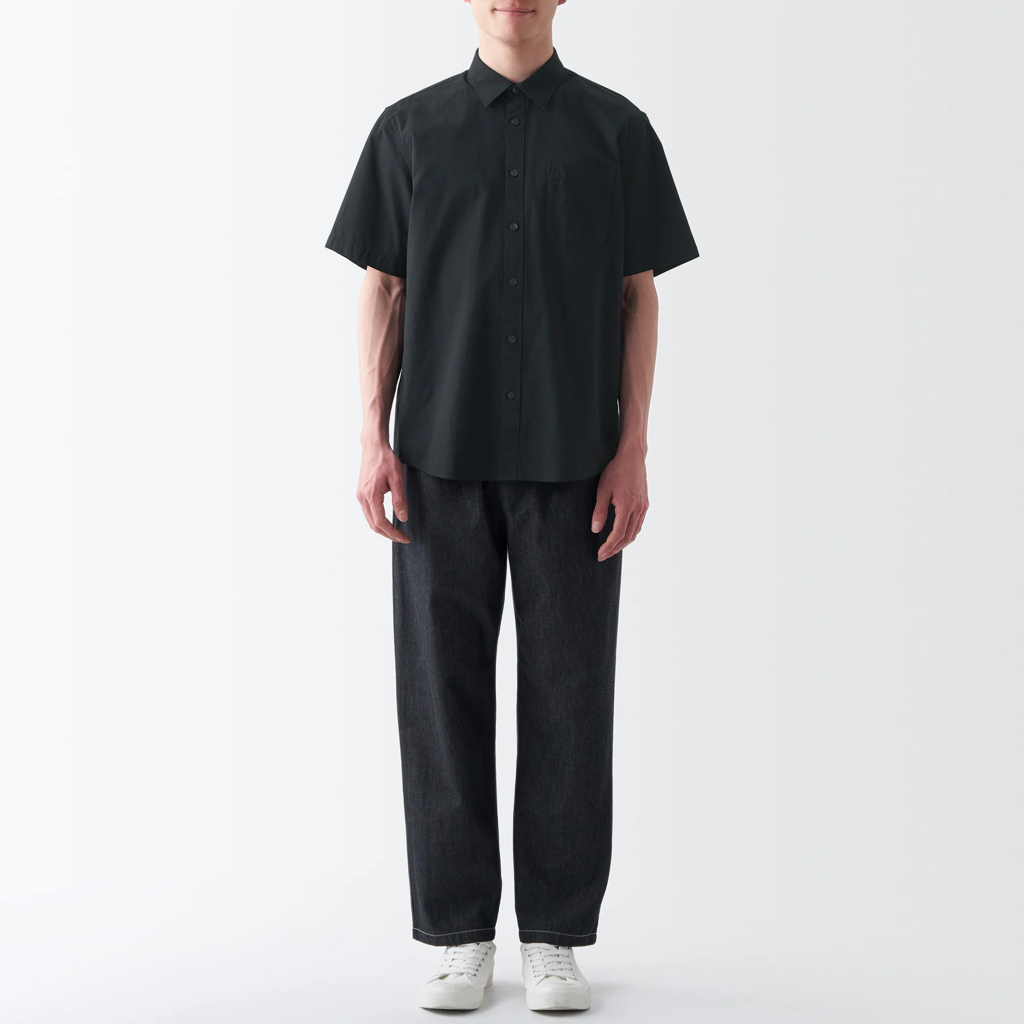 Men's Washed Broadcloth Short Sleeve Shirt - Image 44