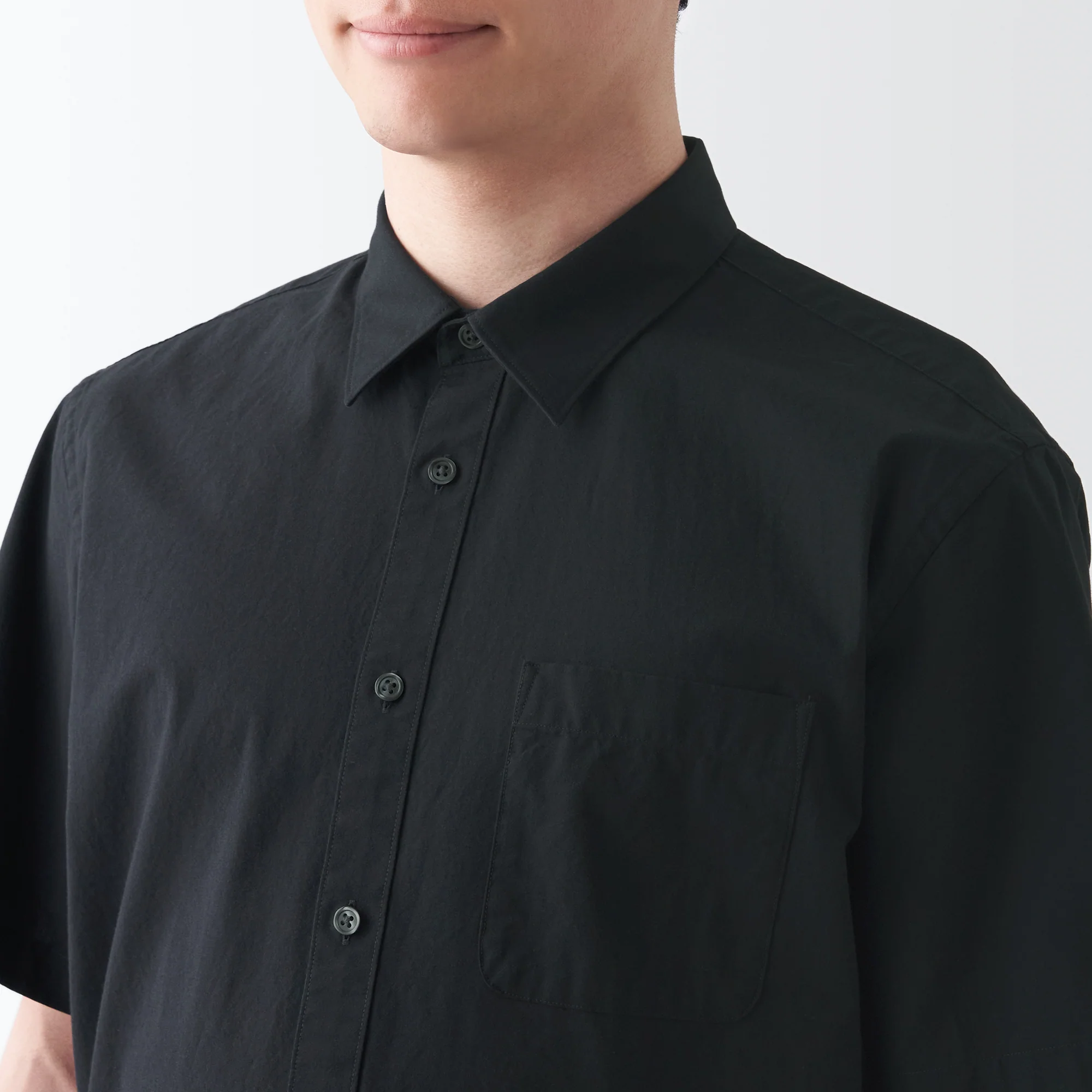 Men's Washed Broadcloth Short Sleeve Shirt - Image 47