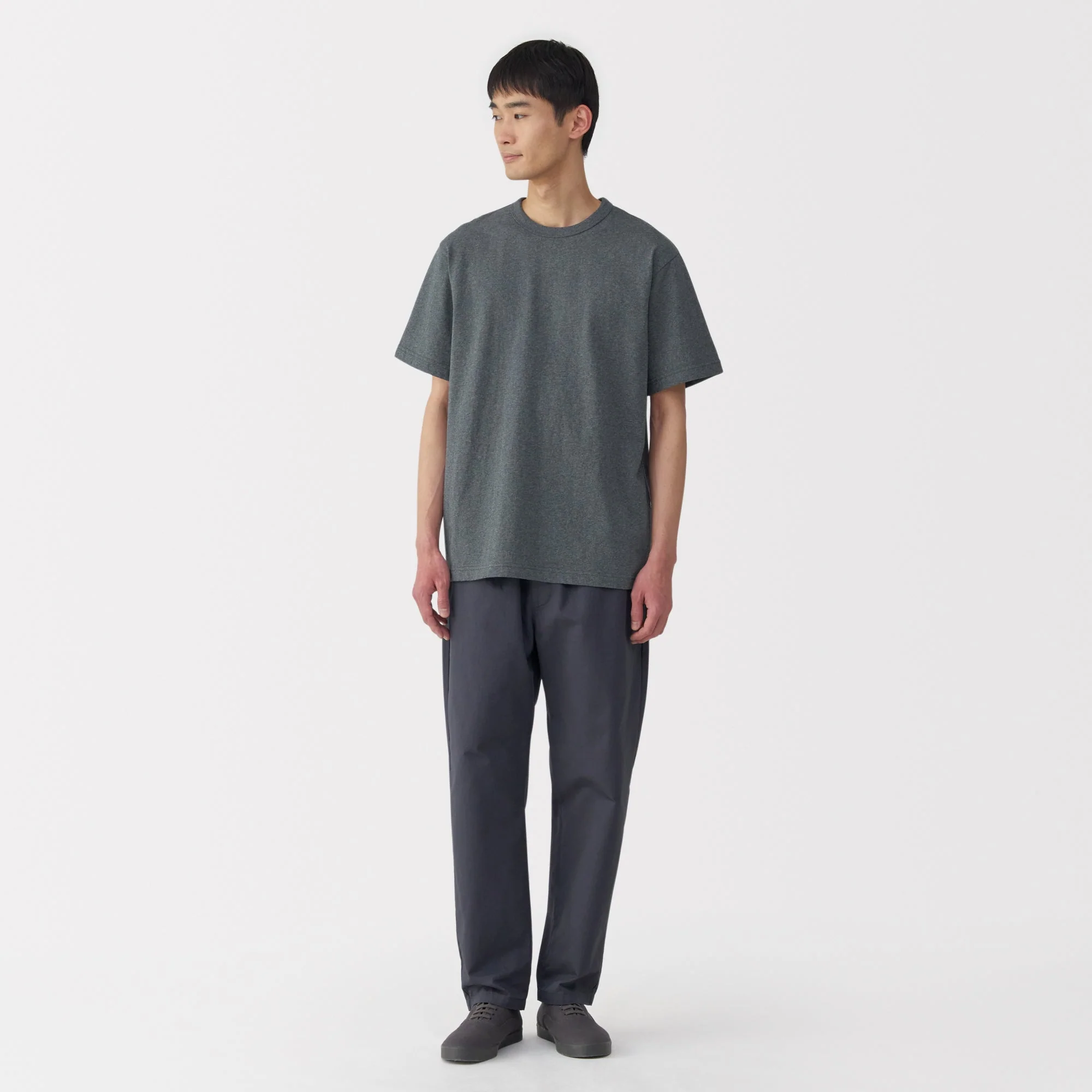 Men's Washed Heavyweight Crewneck T-Shirt - Image 4